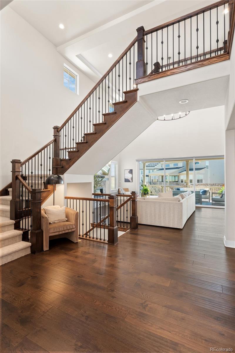 27671 E Lakeview Drive