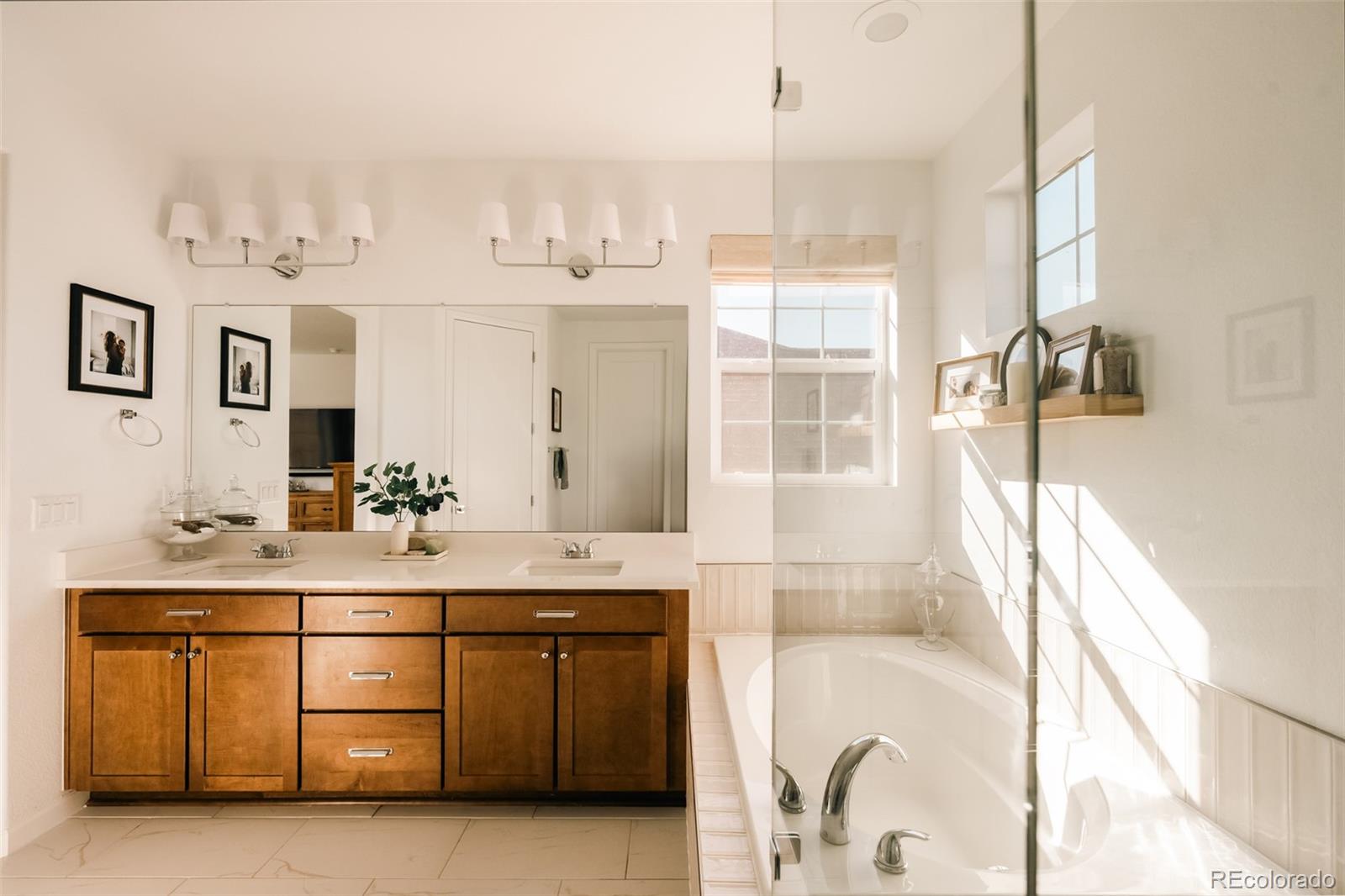 6940 S Yantley Court