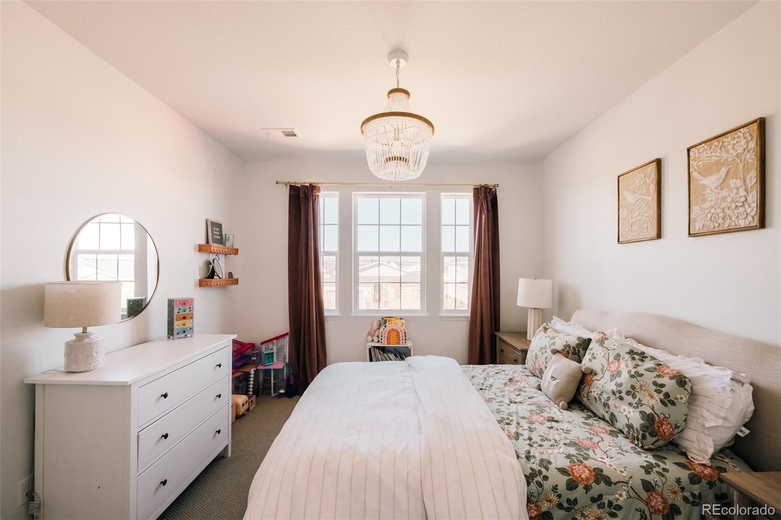 6940 S Yantley Court