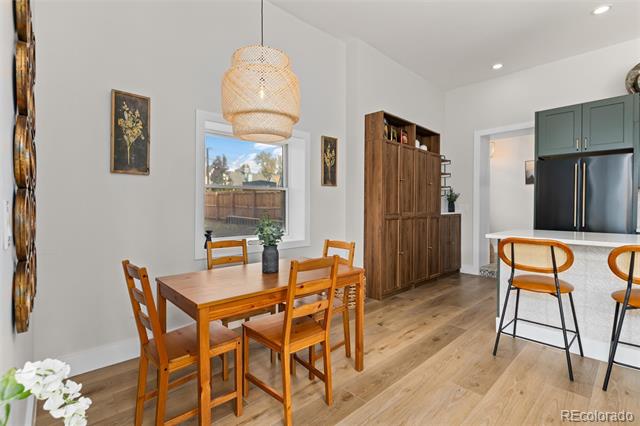 95 W Byers Place