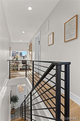 95 W Byers Place