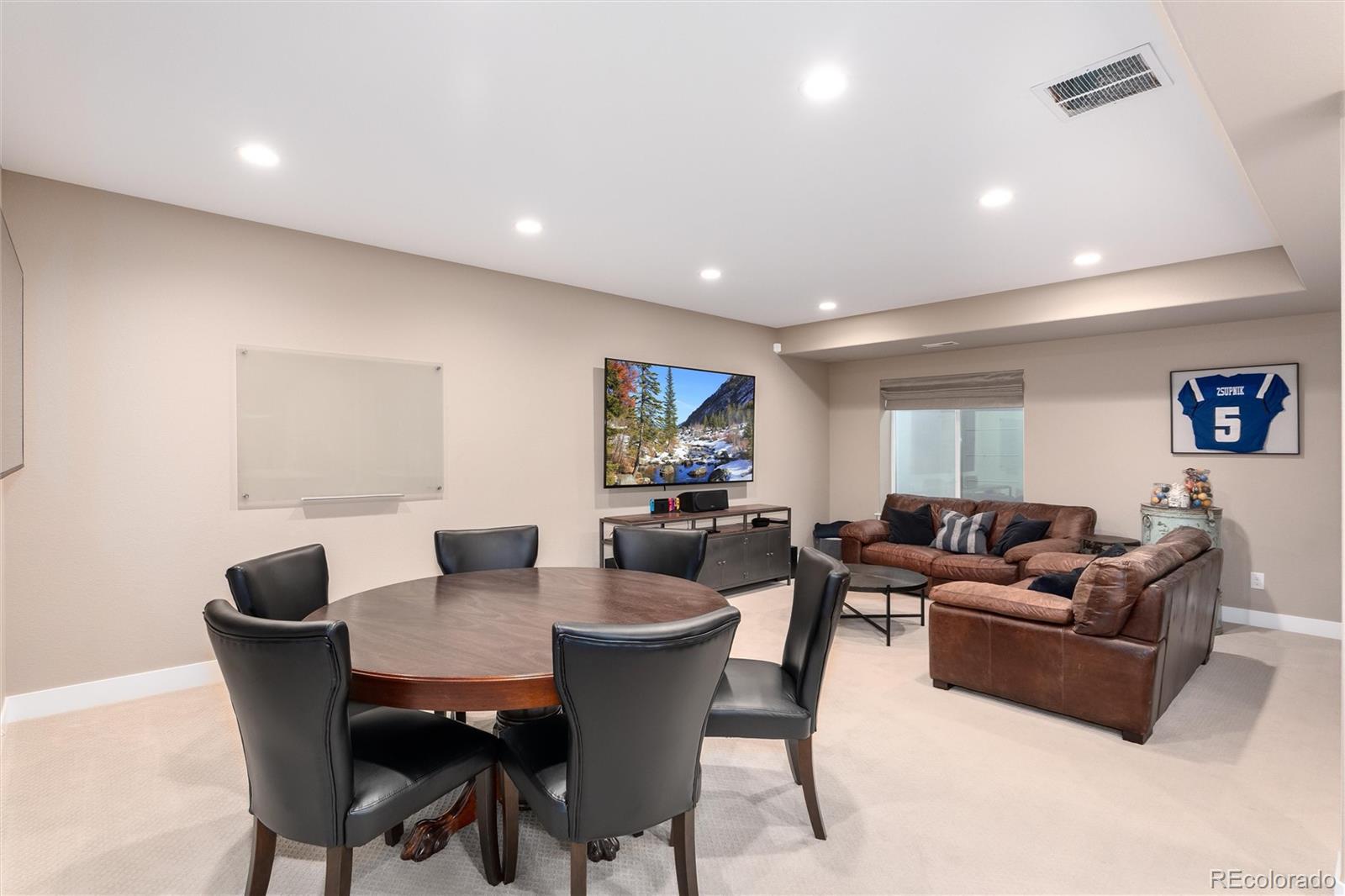 27643 E Euclid Drive