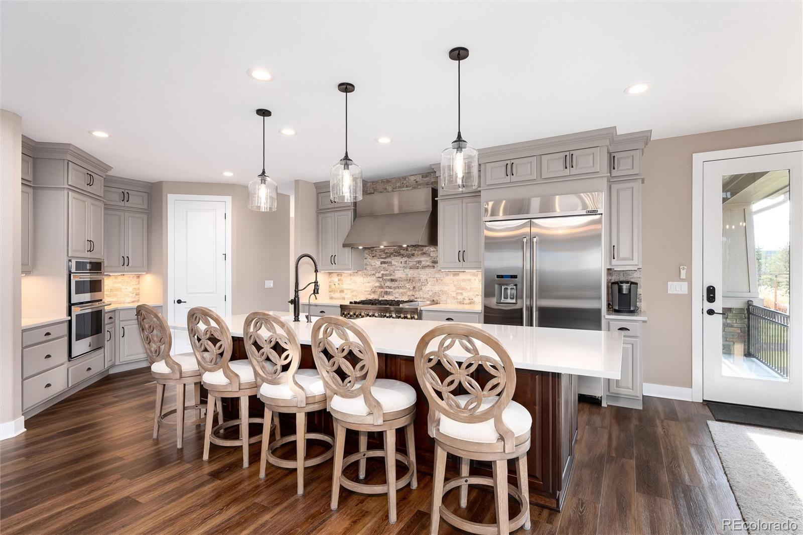 27643 E Euclid Drive