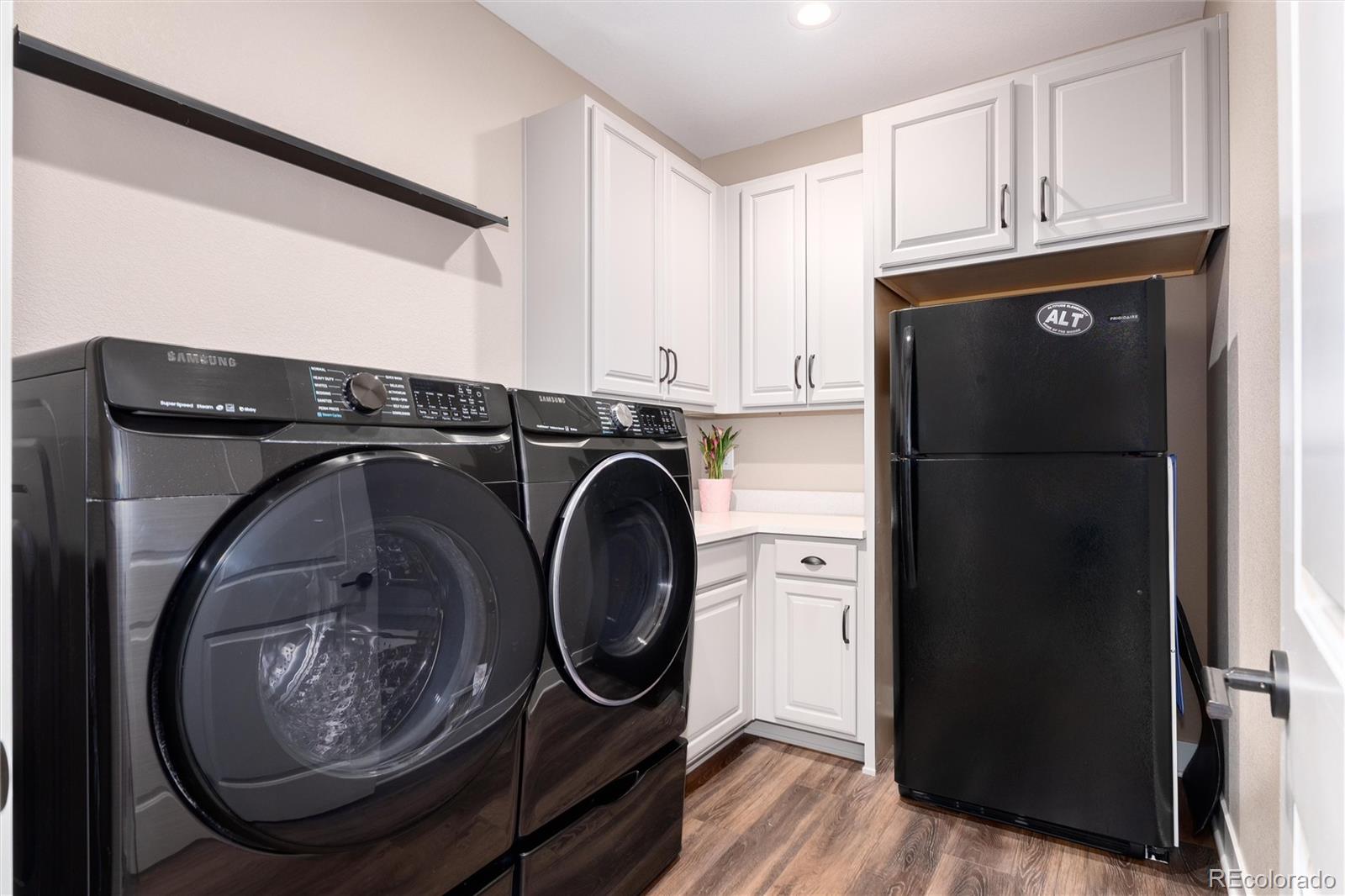 27643 E Euclid Drive