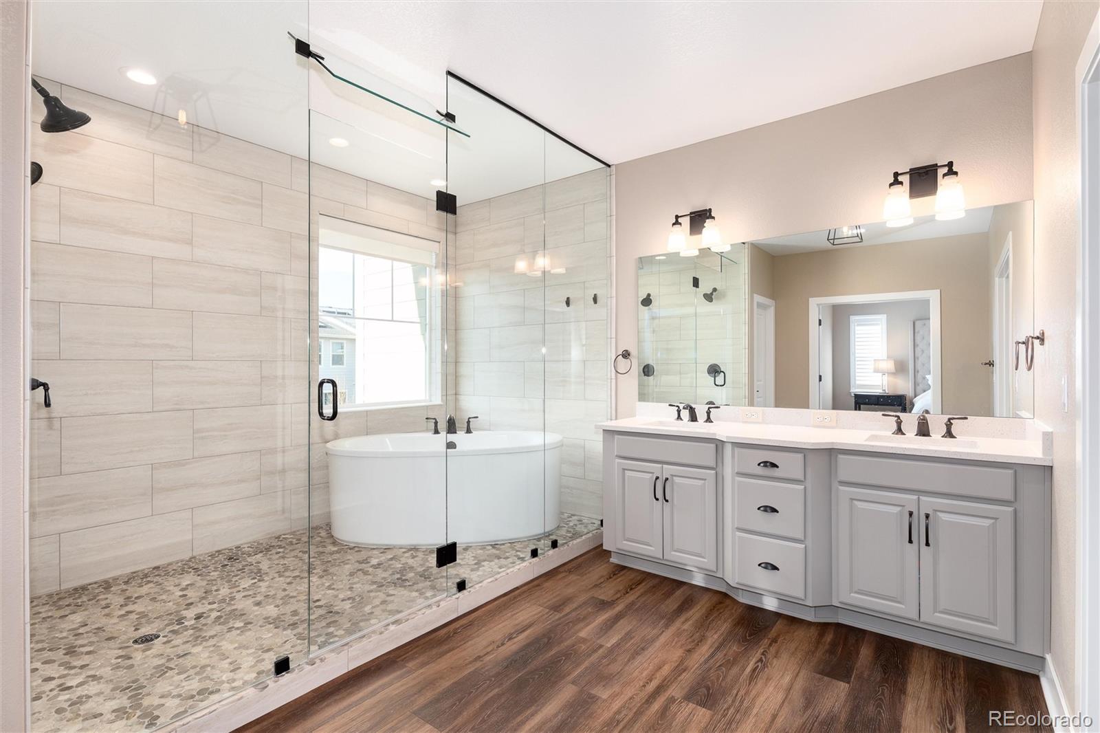 27643 E Euclid Drive