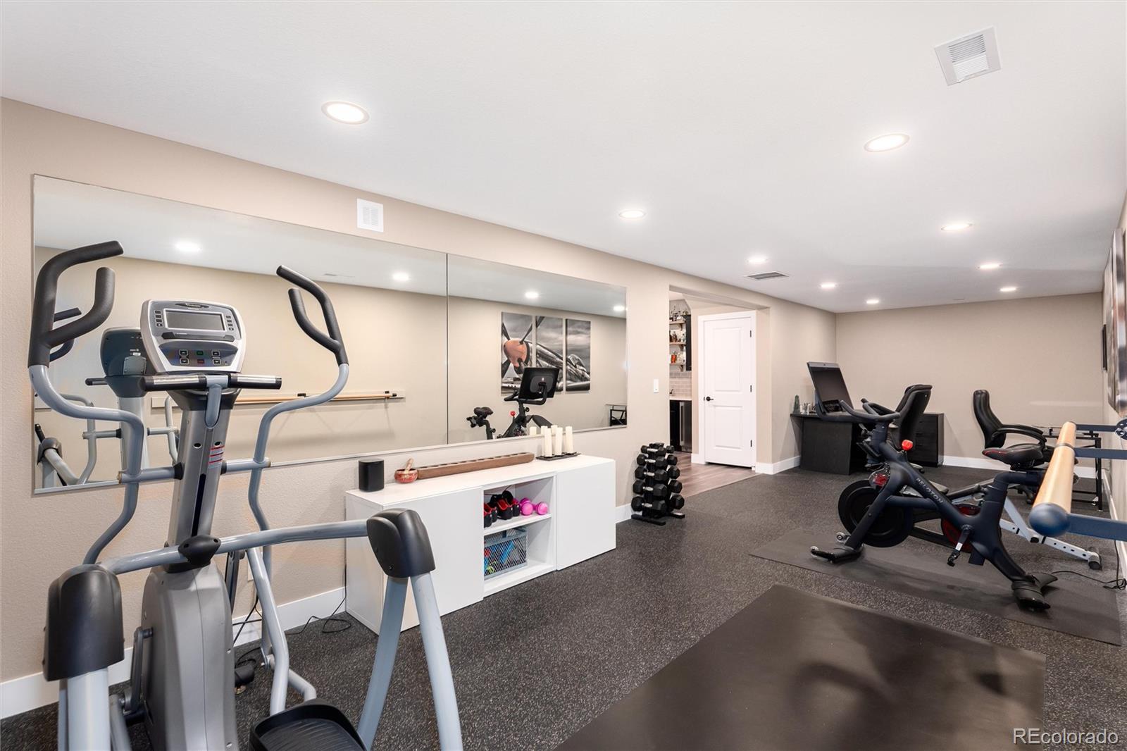 27643 E Euclid Drive