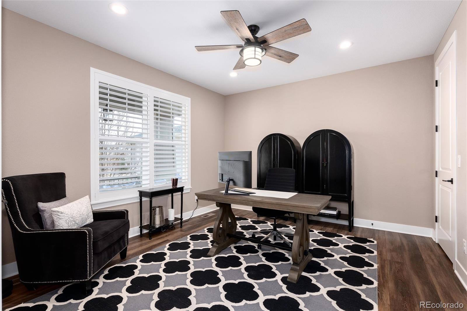 27643 E Euclid Drive