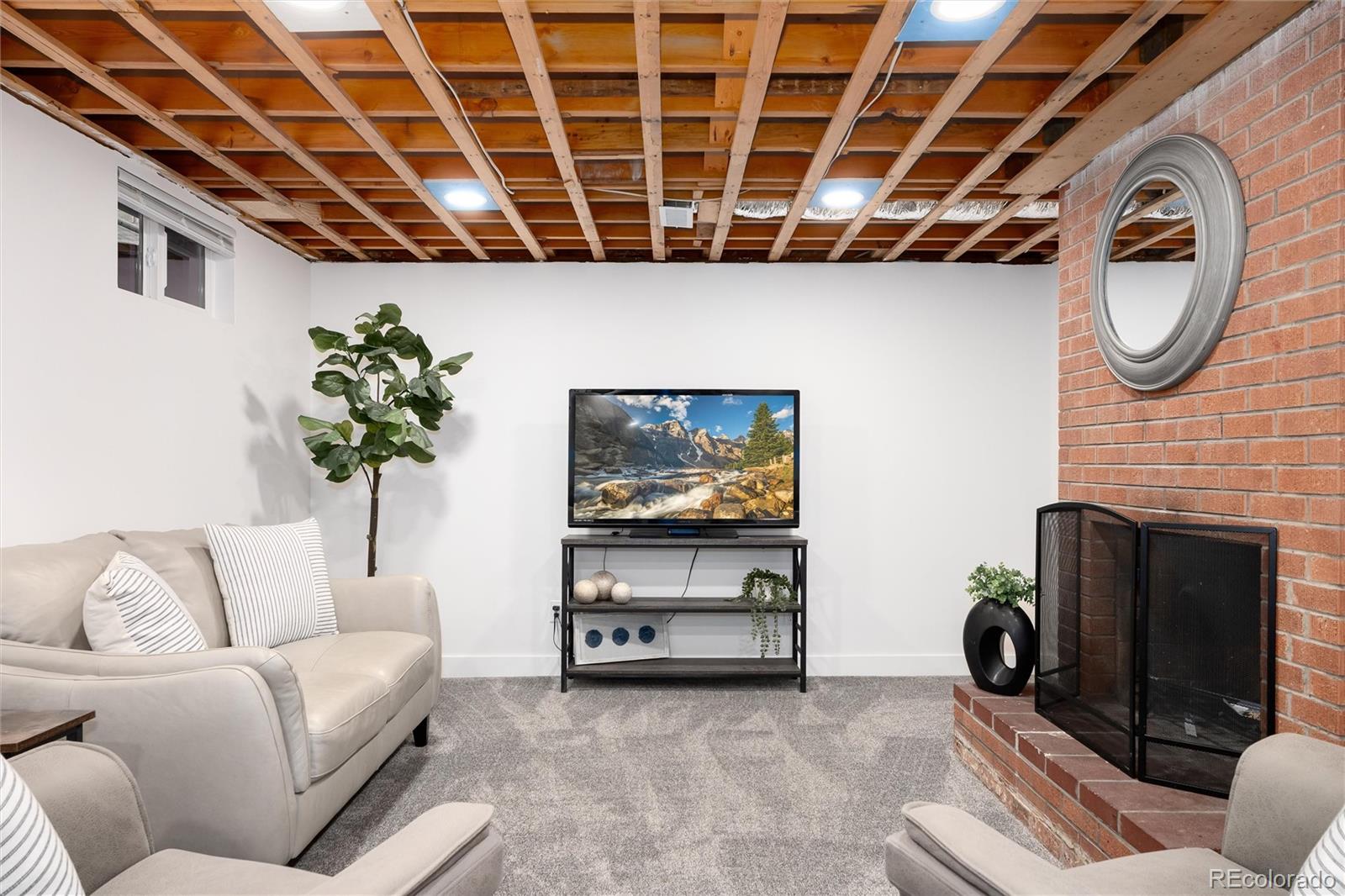 402 Ursula Street