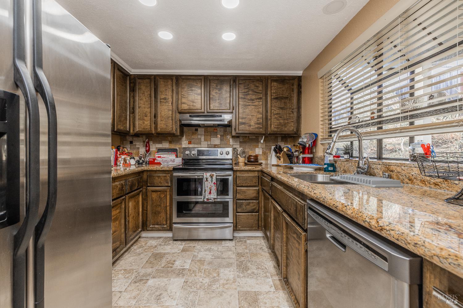 2454 Sebastopol Lane