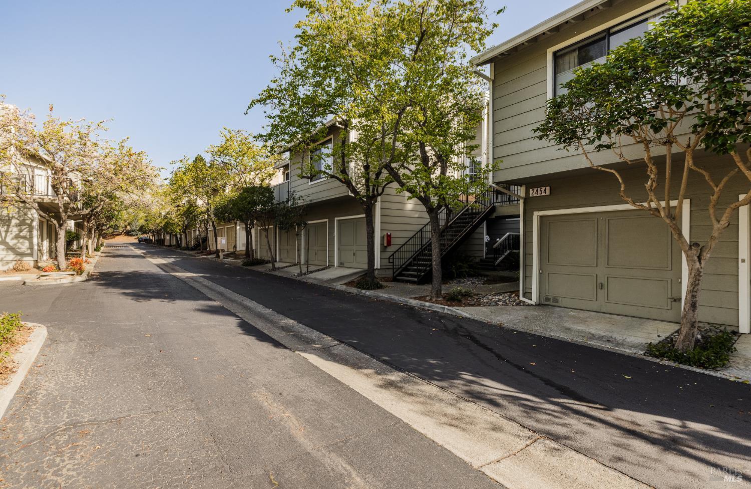 2454 Sebastopol Lane