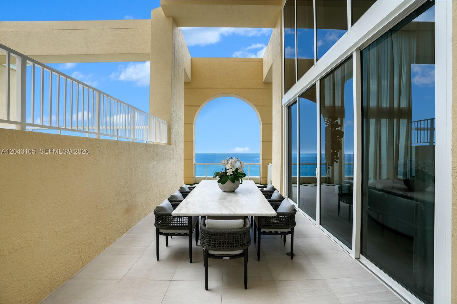 17875 Collins Avenue PH5002