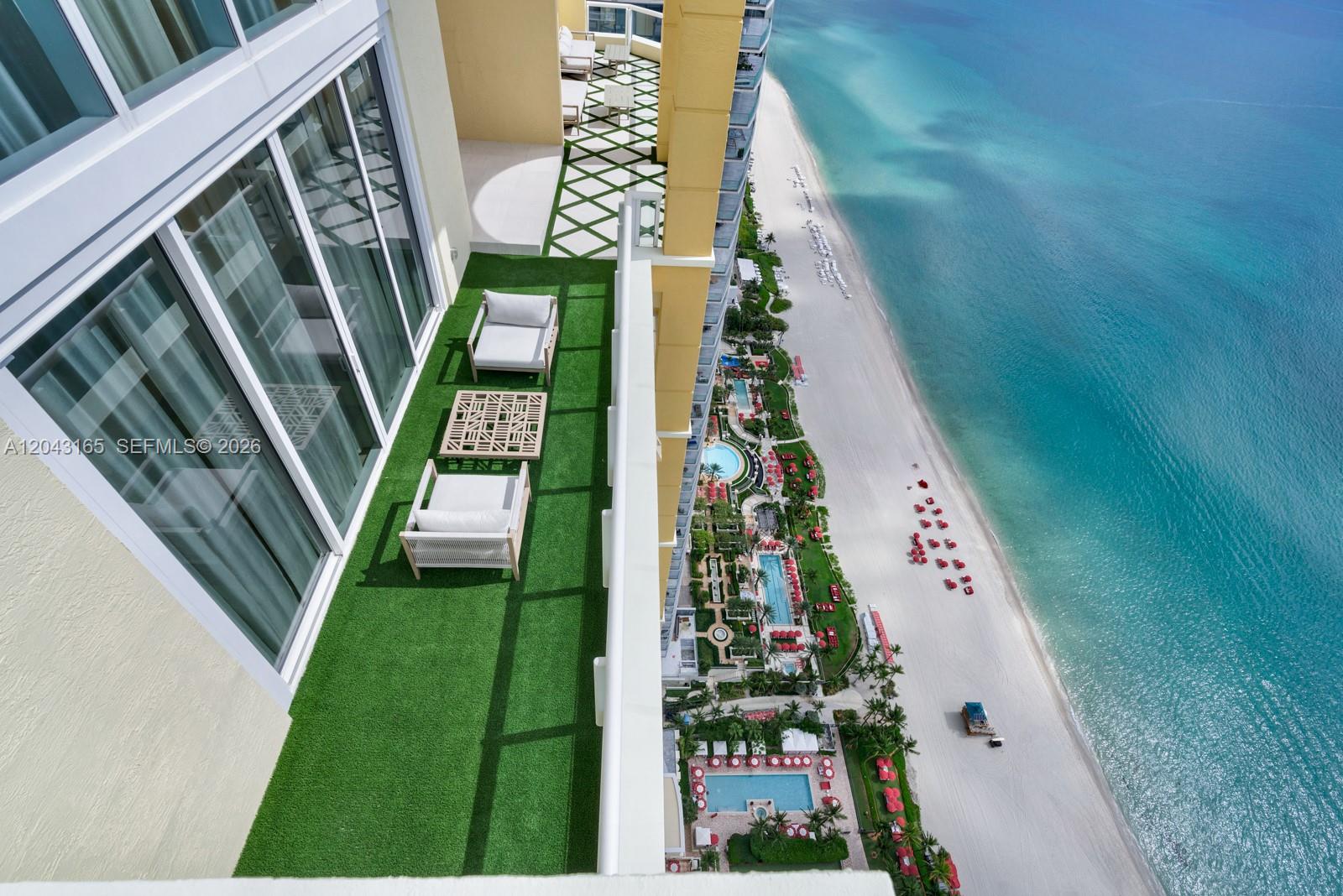 17875 Collins Avenue PH5002