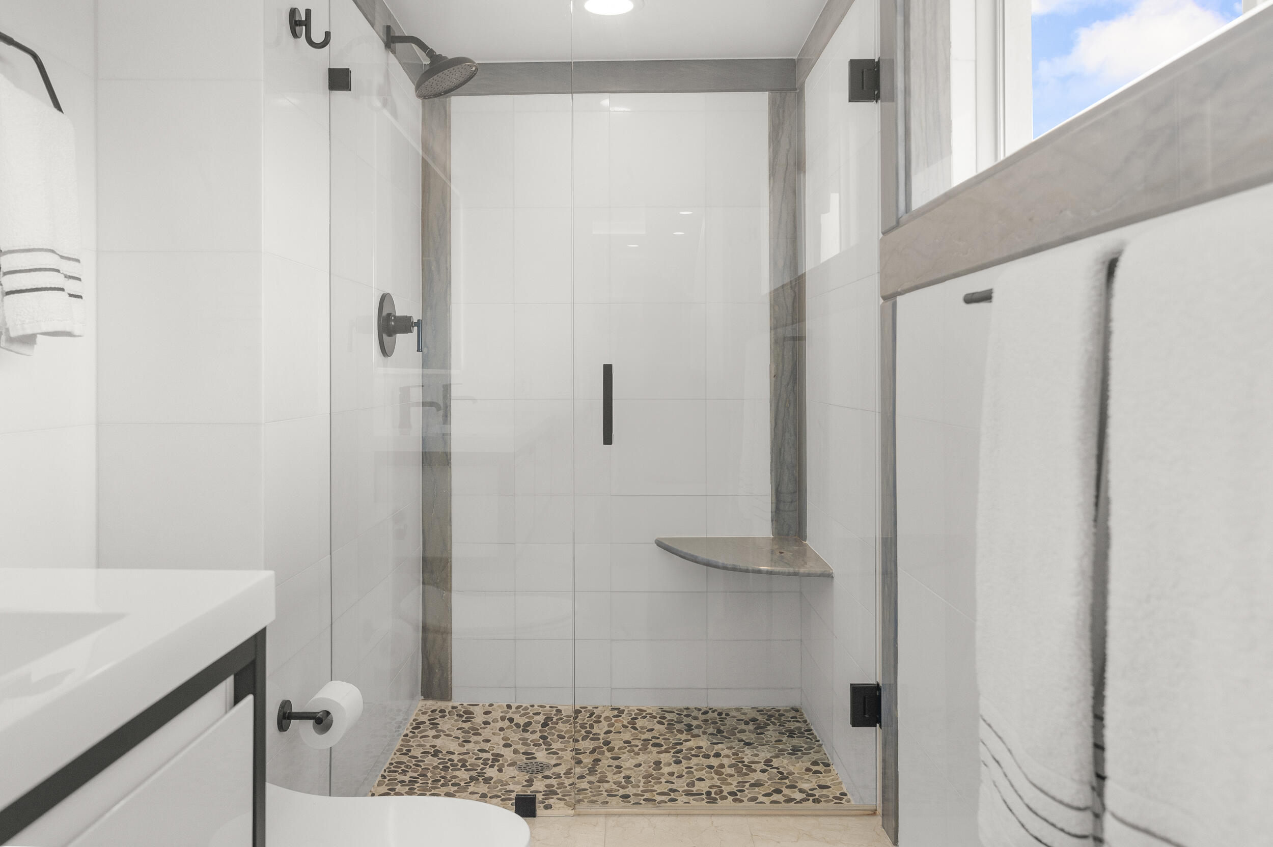 170 Chilean Avenue 3c