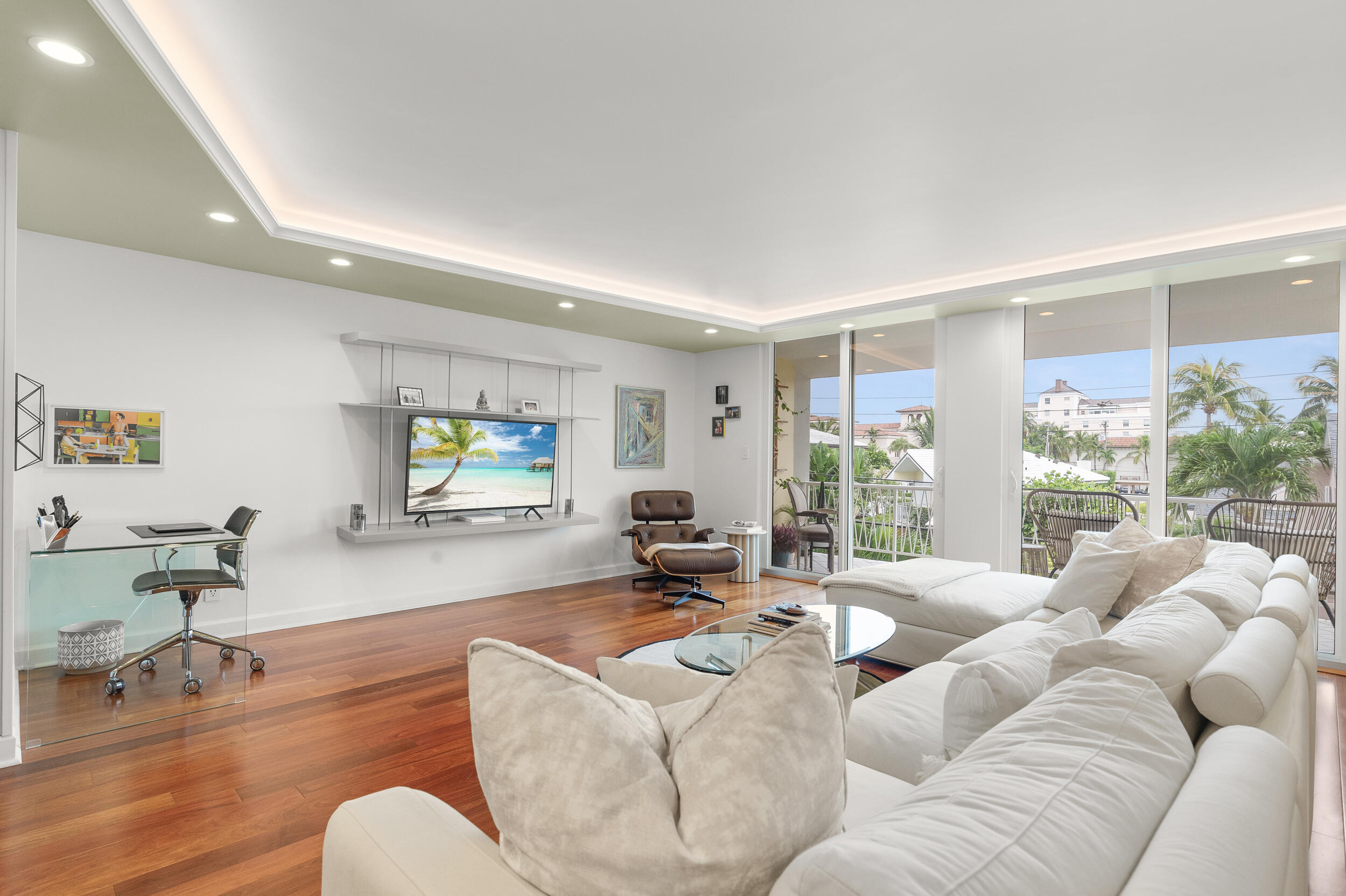 170 Chilean Avenue 3c