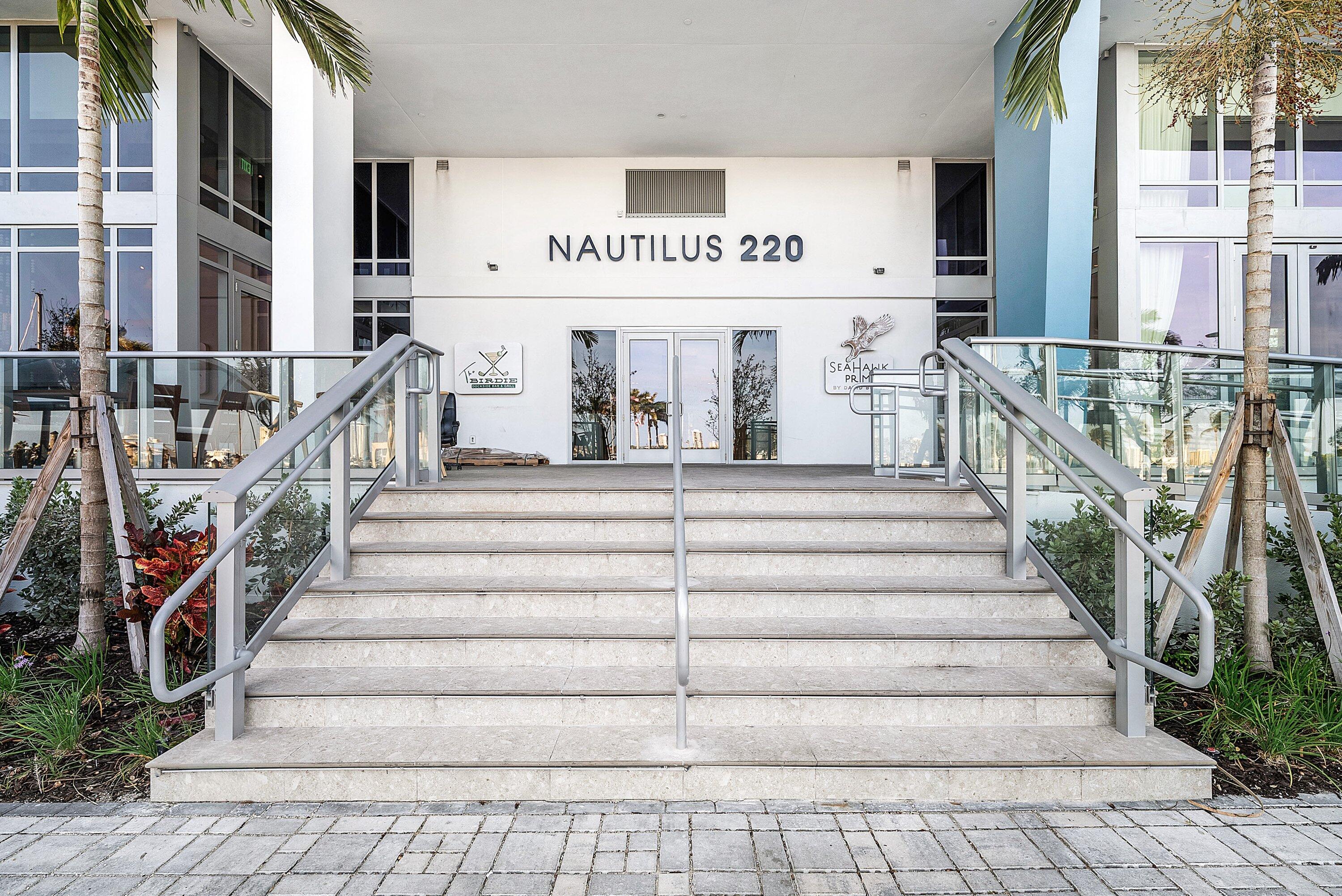 220 Lake Shore Drive 1010