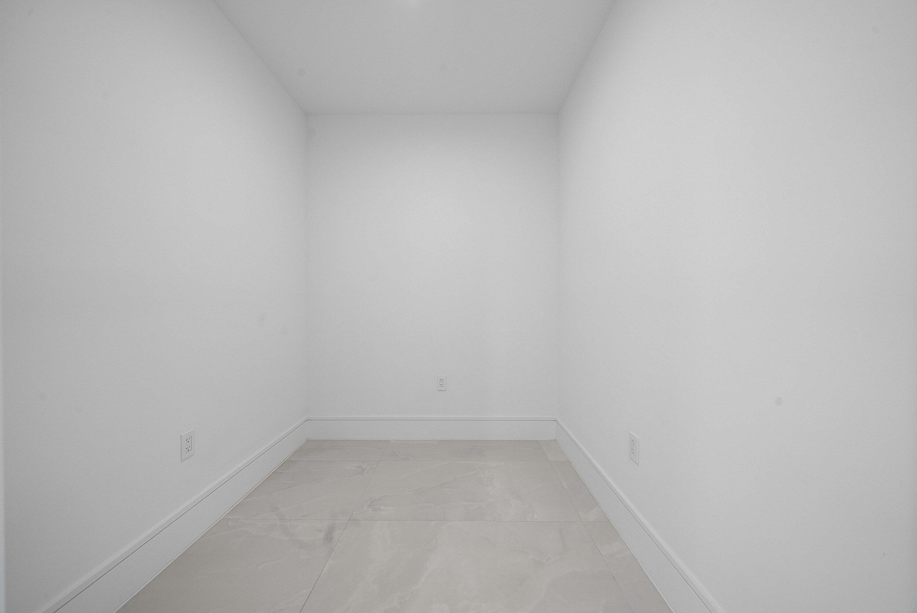 220 Lake Shore Drive 1010