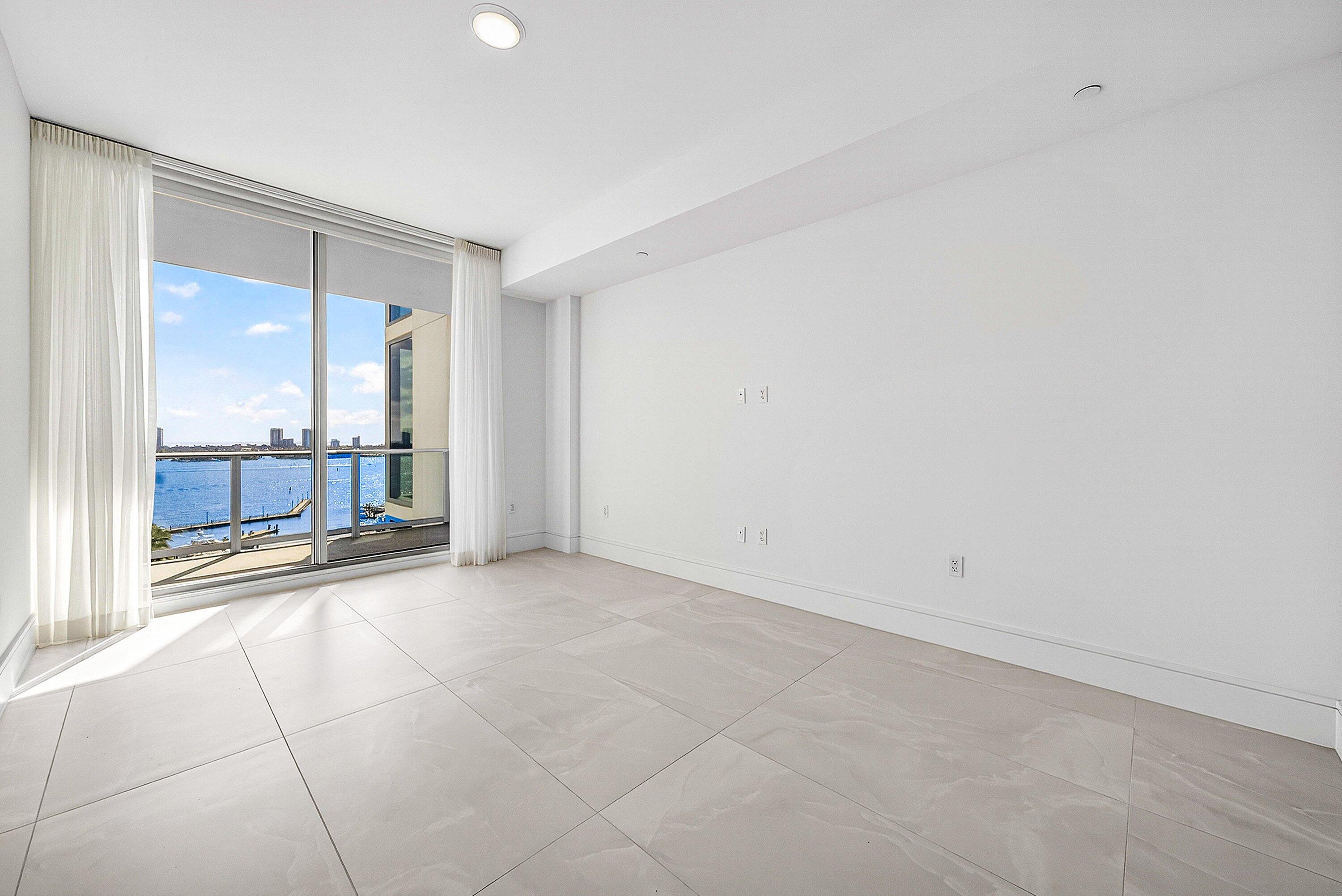 220 Lake Shore Drive 1010