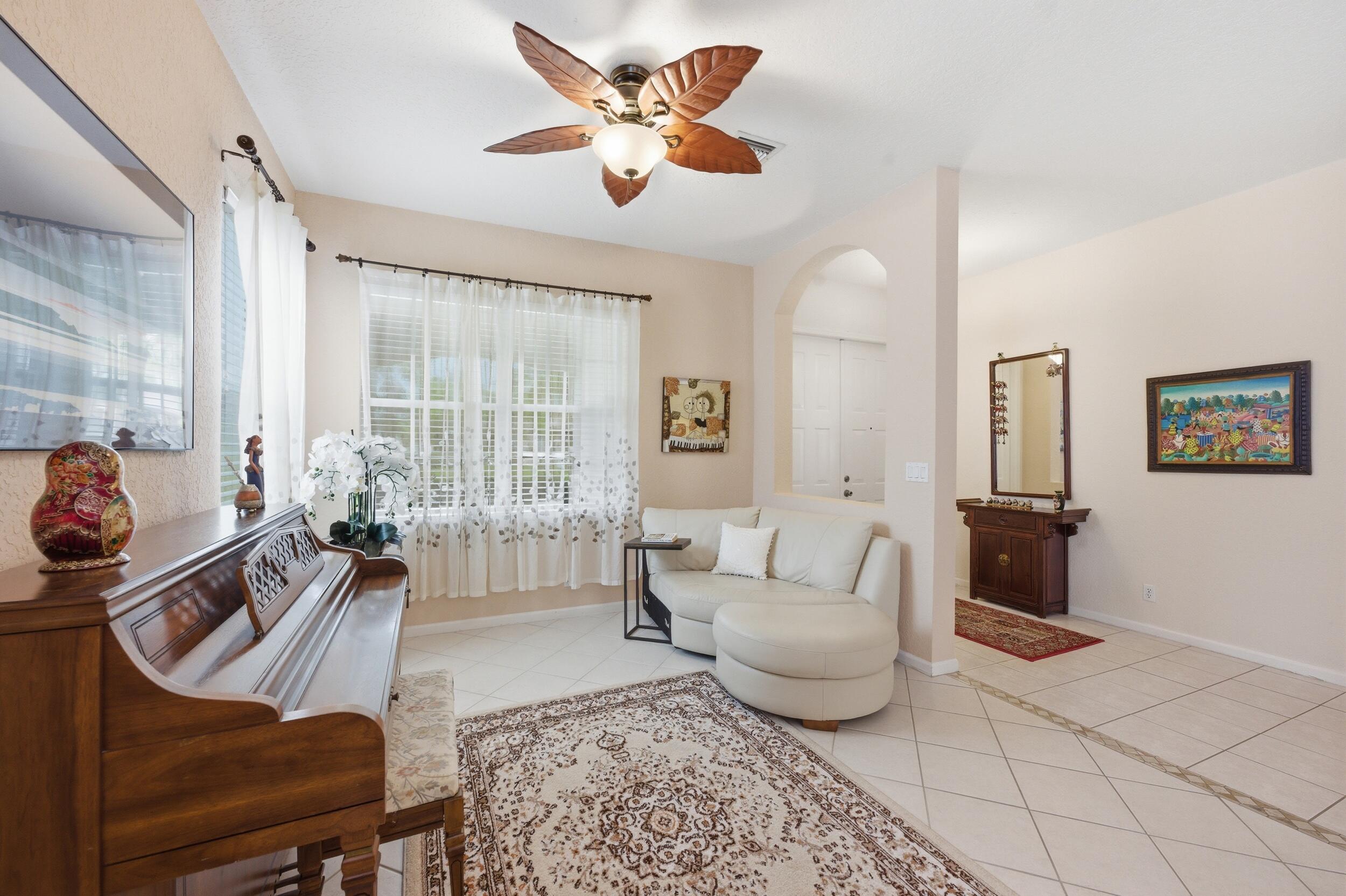 648 SW 168th Terrace