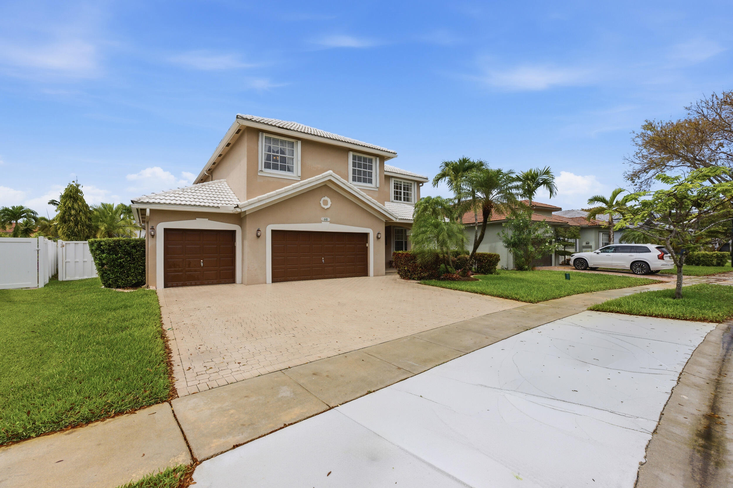 648 SW 168th Terrace