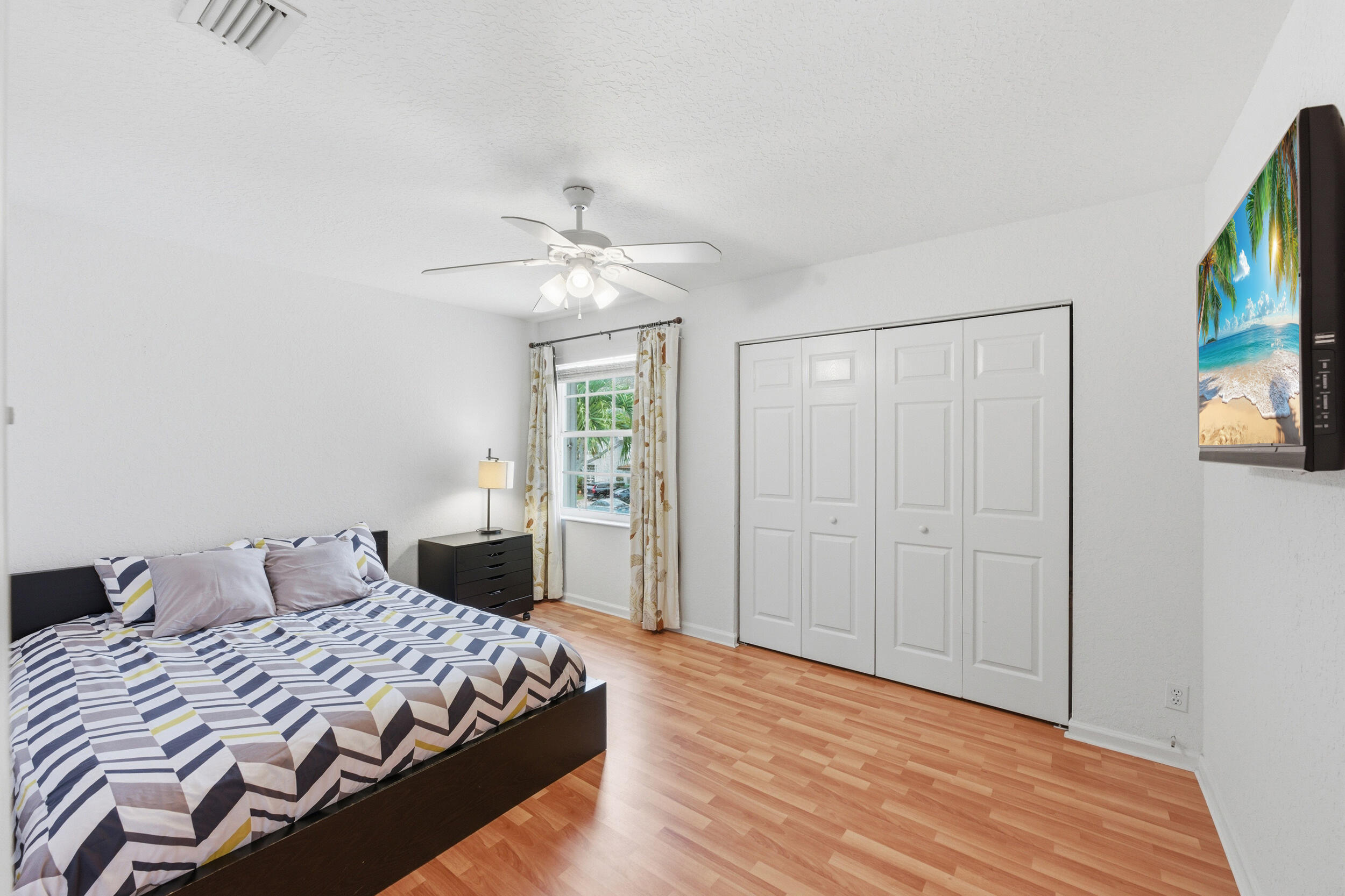 648 SW 168th Terrace