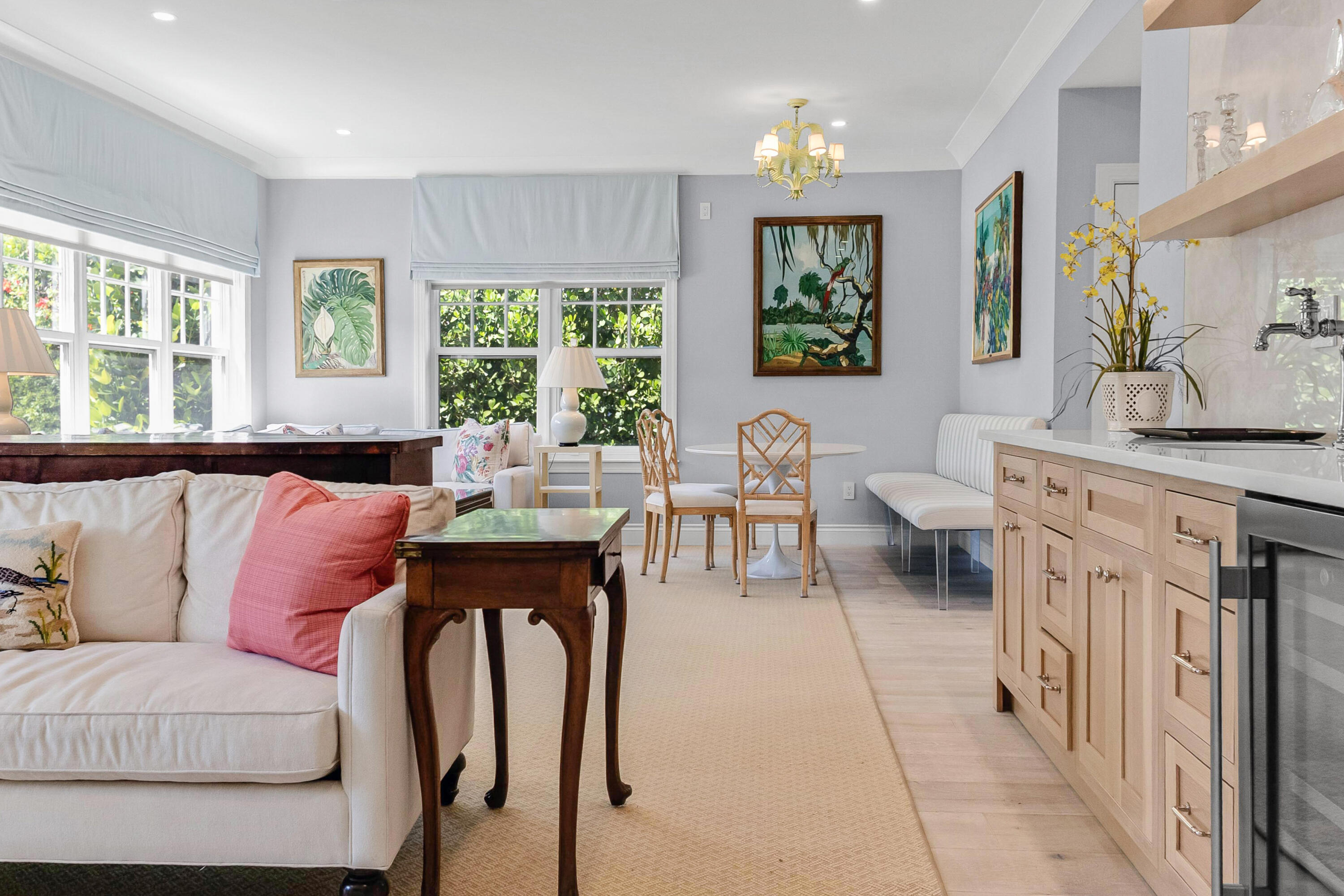 311 Cocoanut Row 101