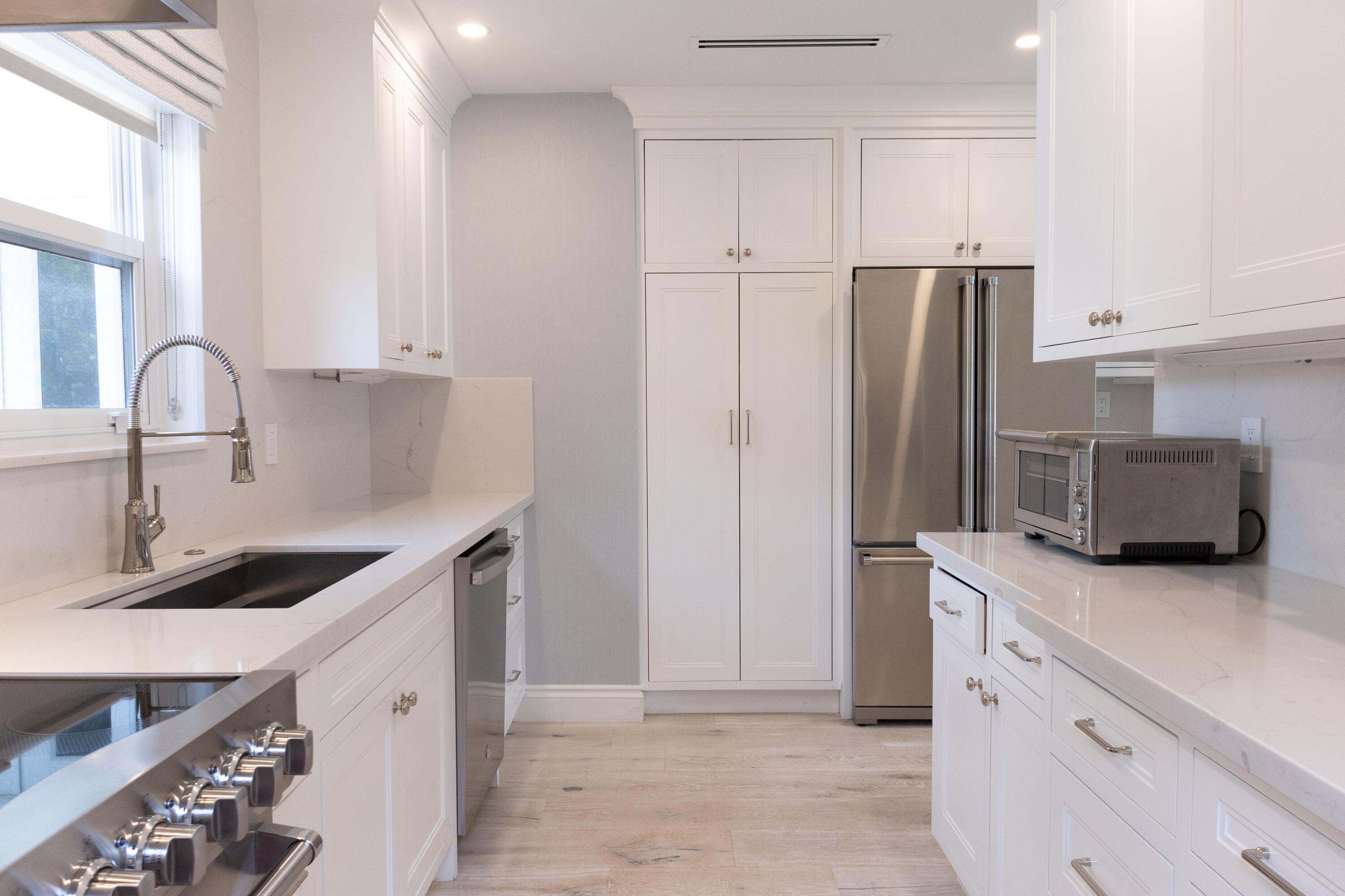 311 Cocoanut Row 101