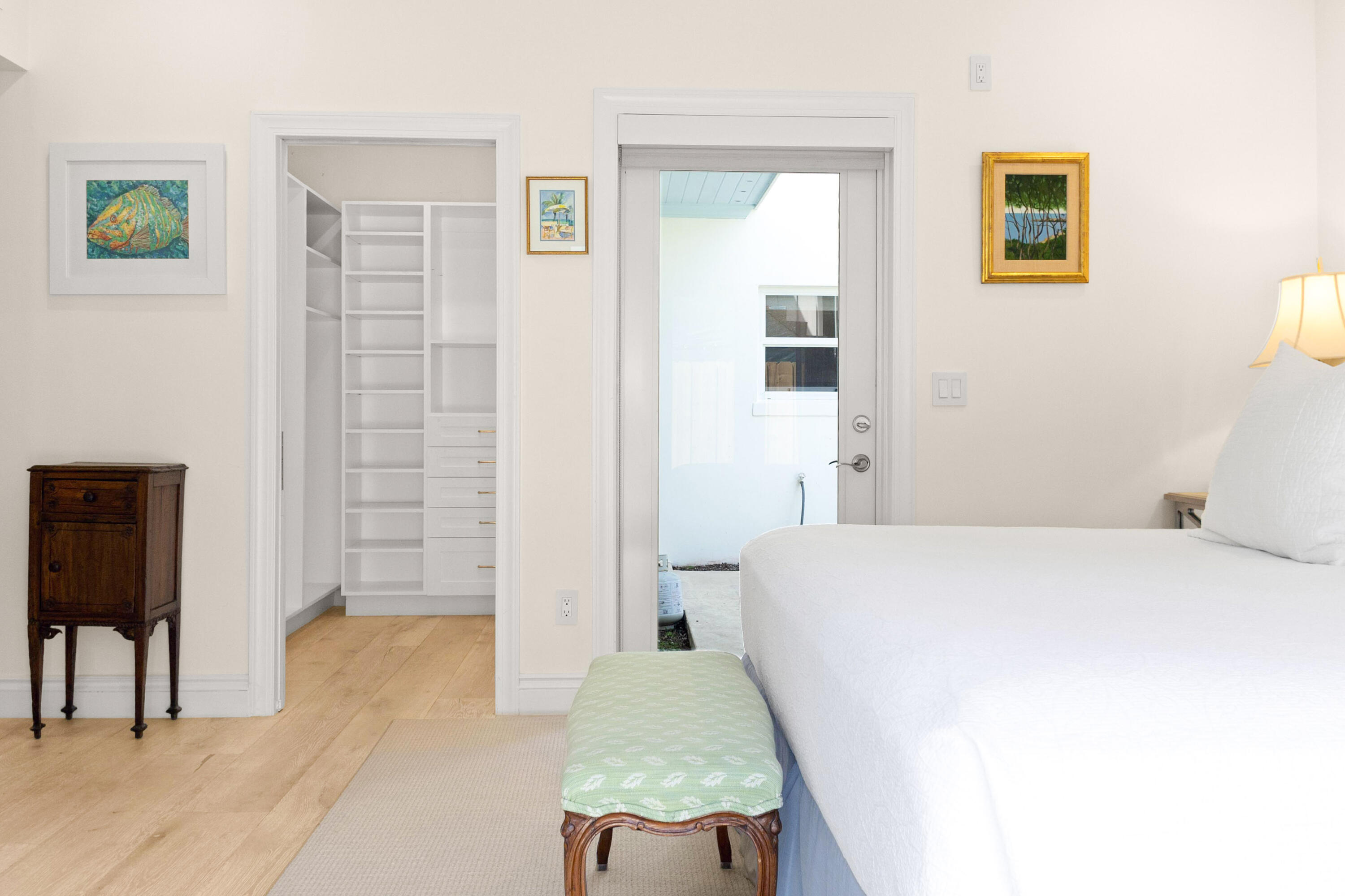 311 Cocoanut Row 101