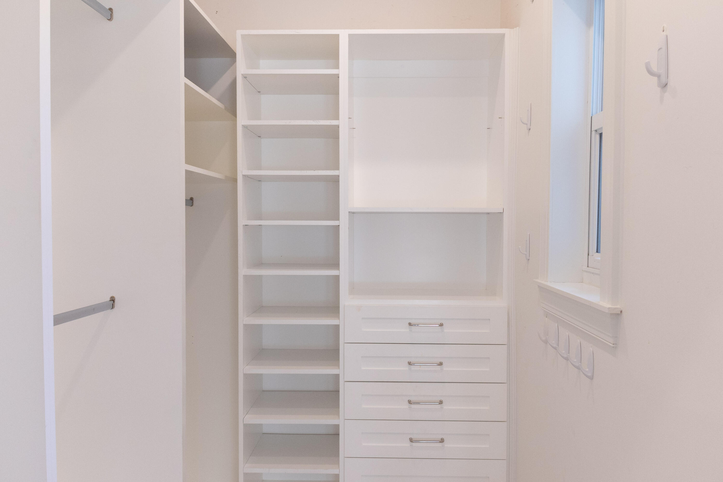 311 Cocoanut Row 101