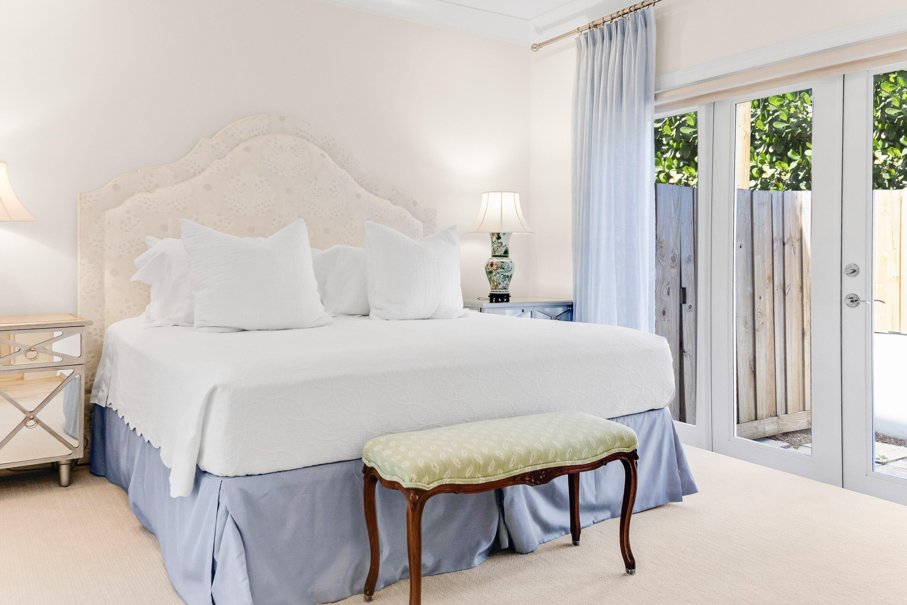 311 Cocoanut Row 101