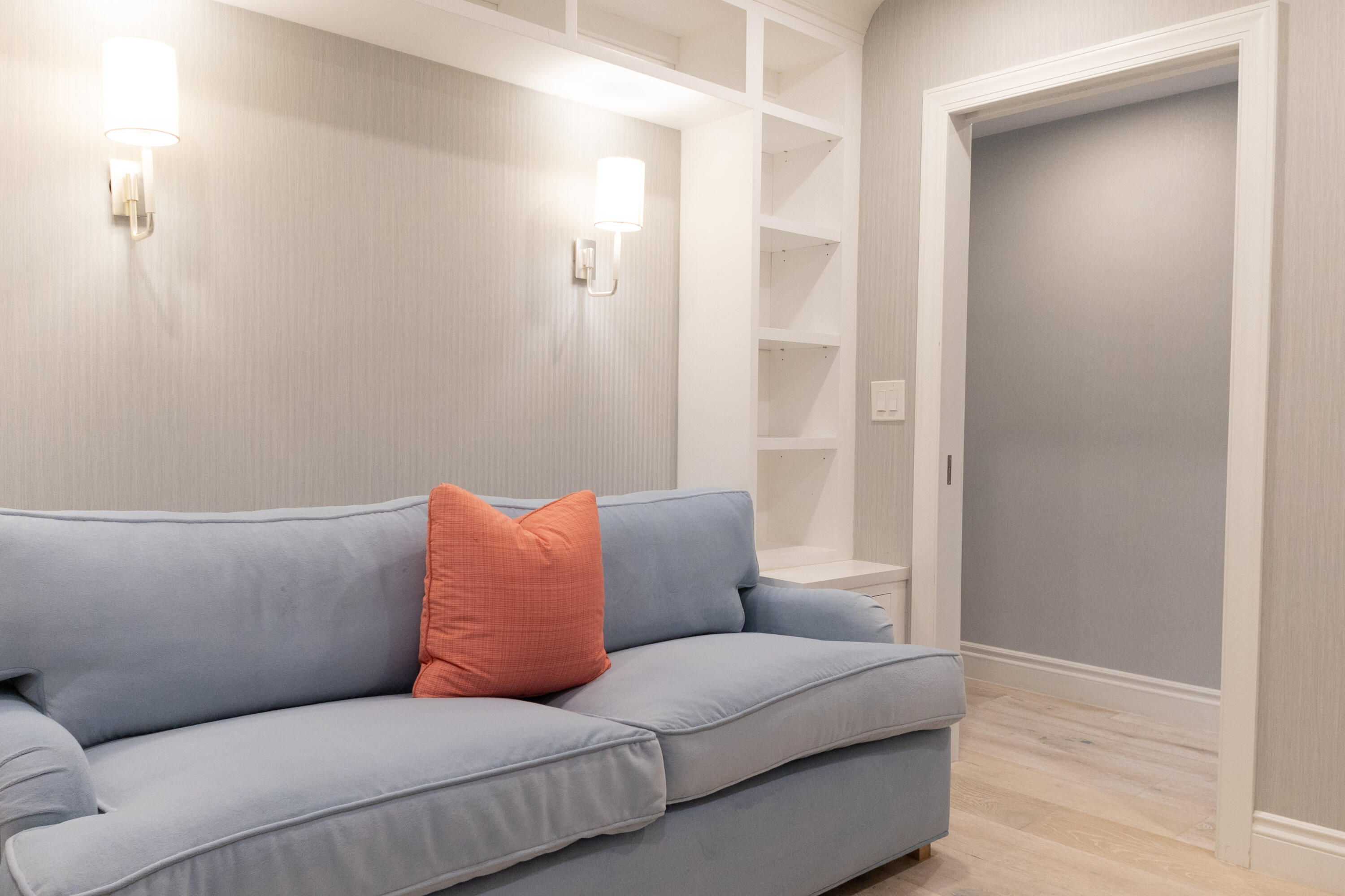 311 Cocoanut Row 101