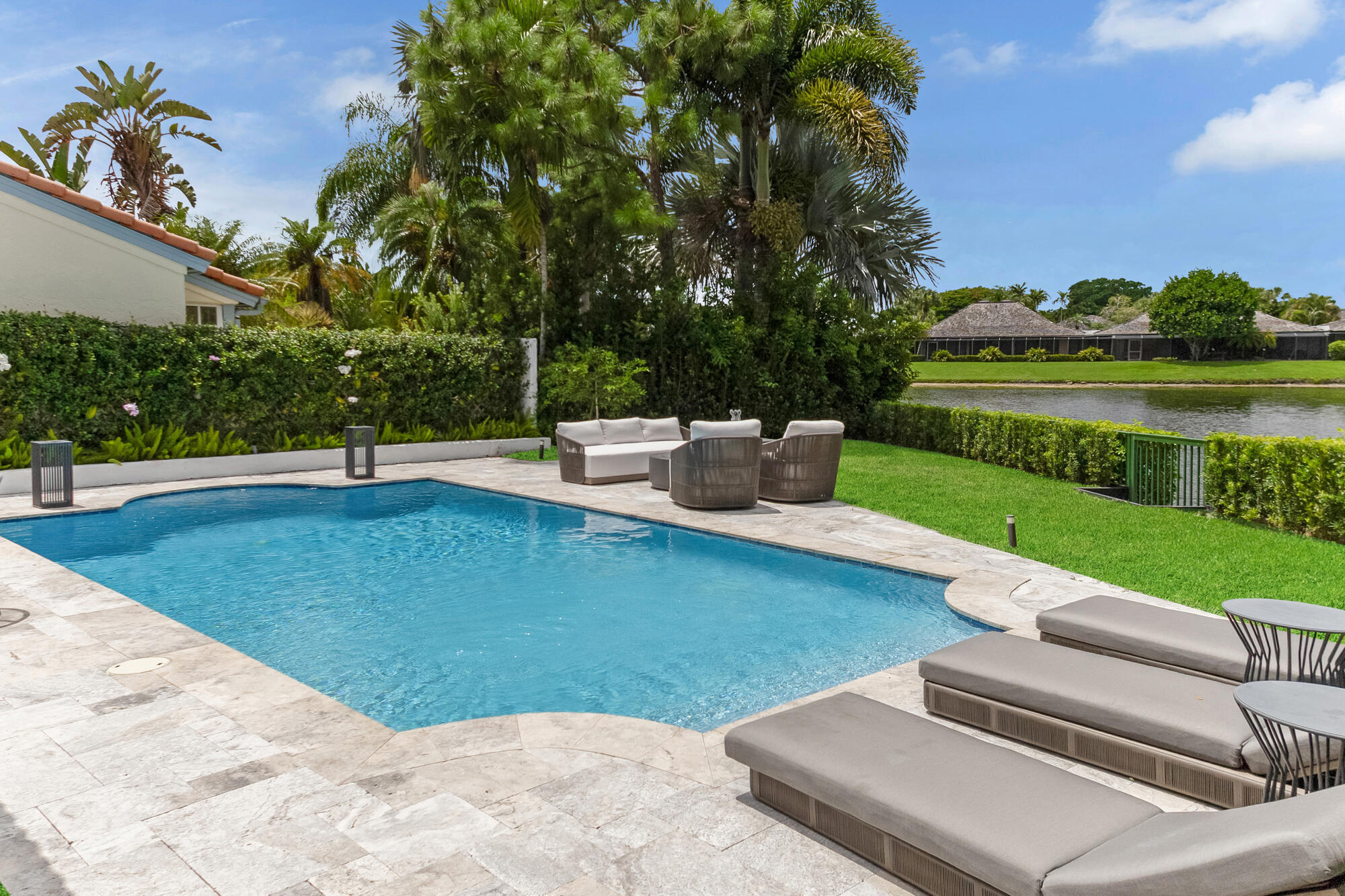 2291 Las Casitas Drive