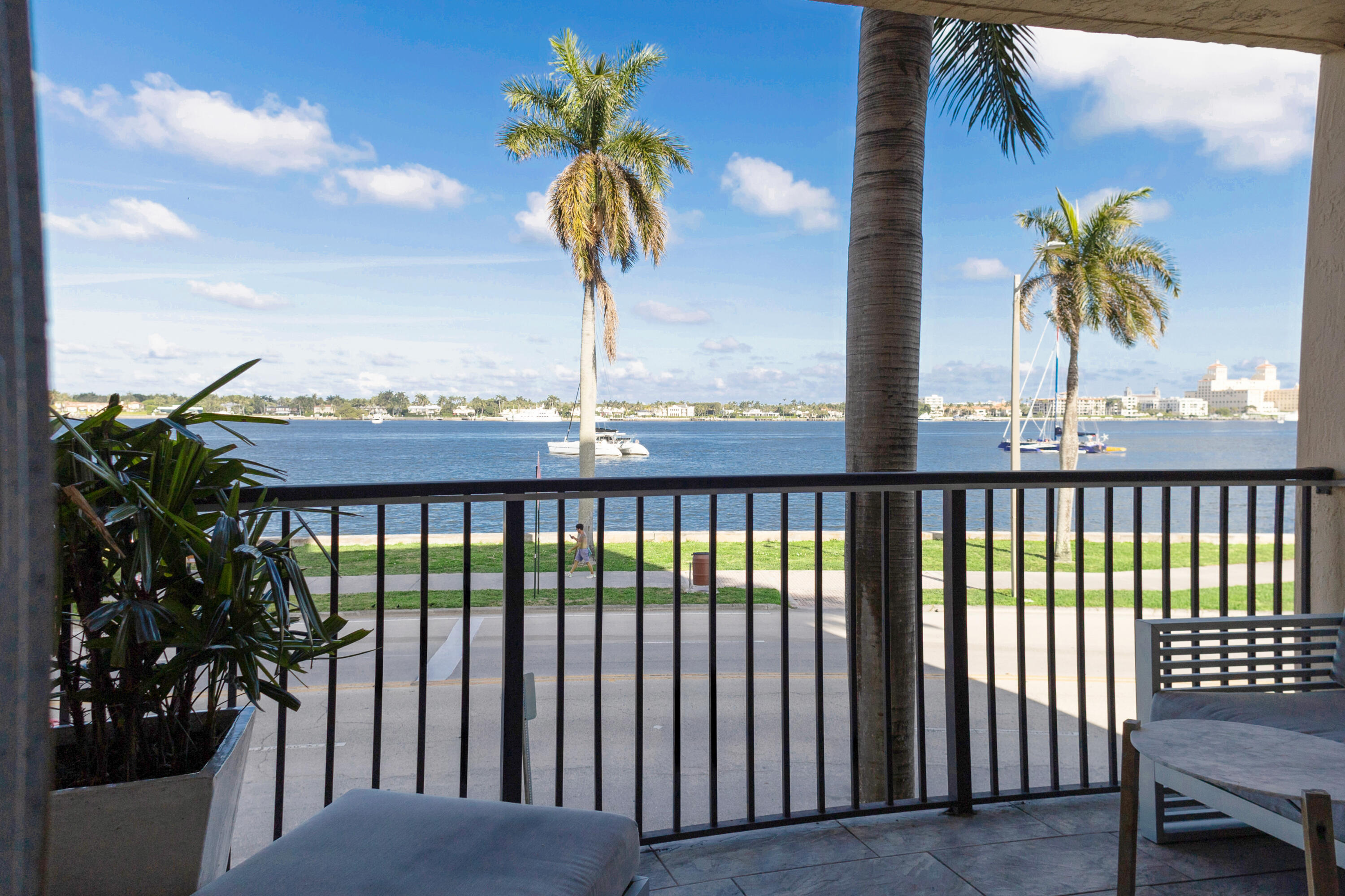 1801 N Flagler Drive 201