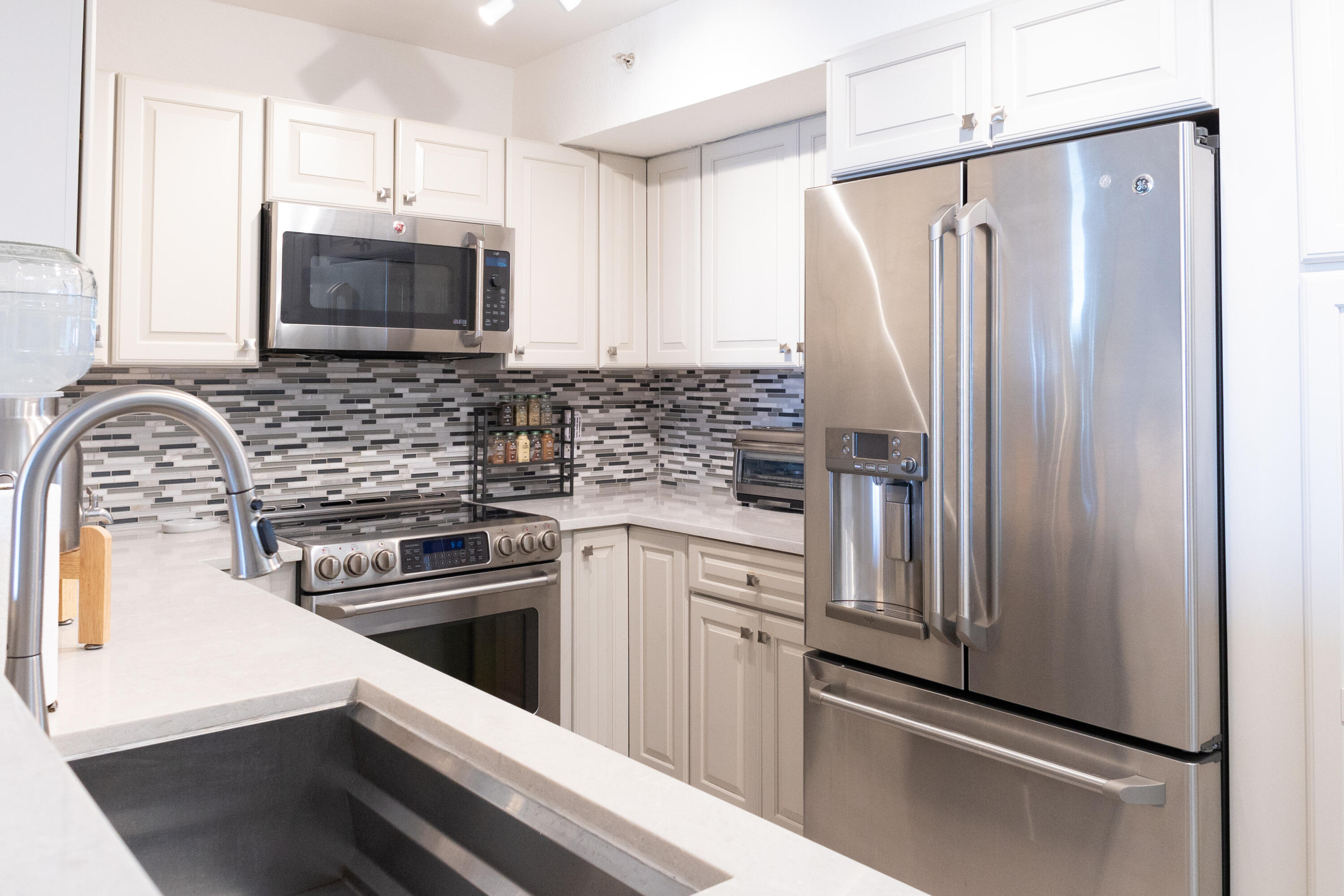 1801 N Flagler Drive 201