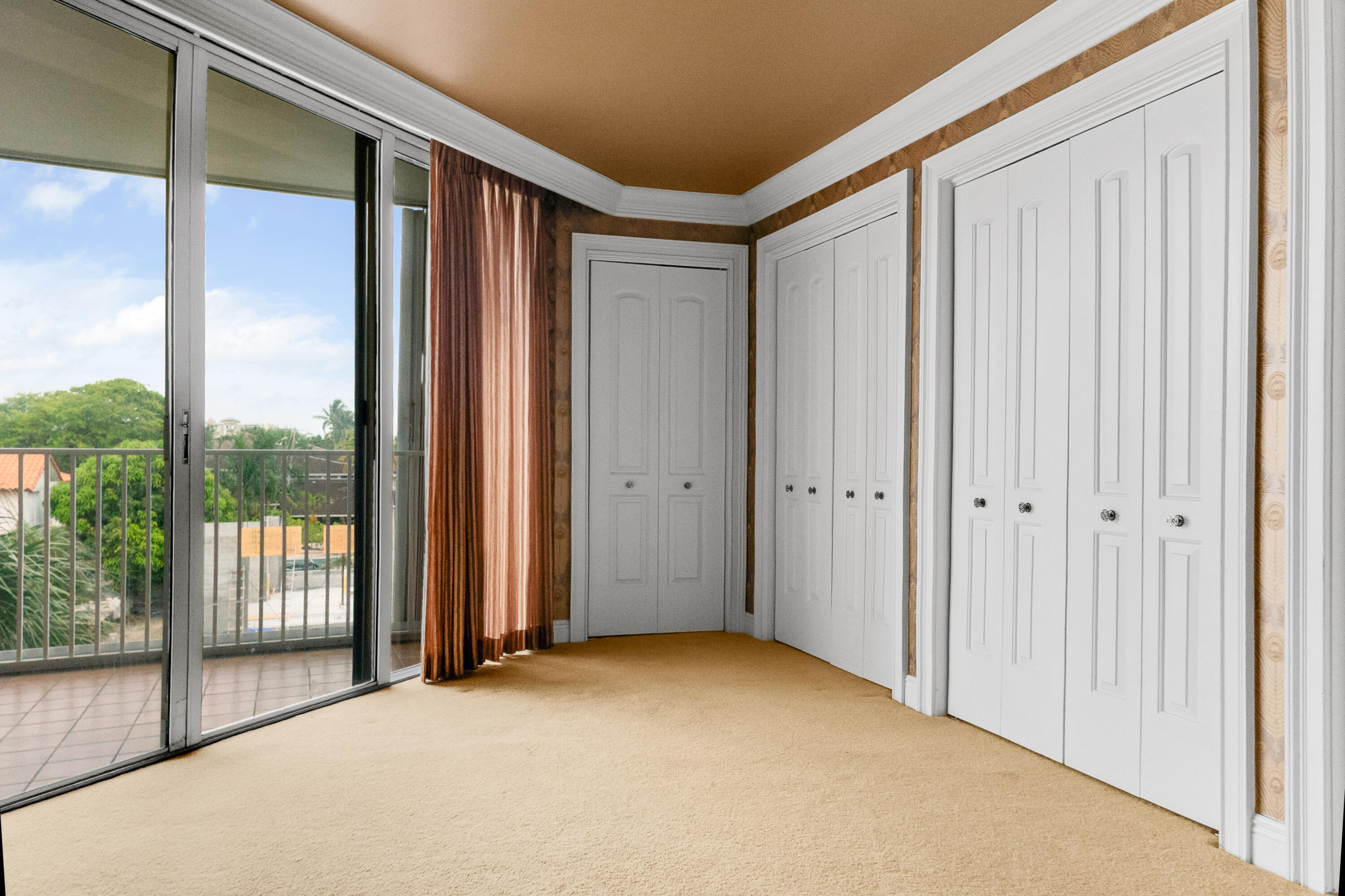 3100 NE 47th Court 305