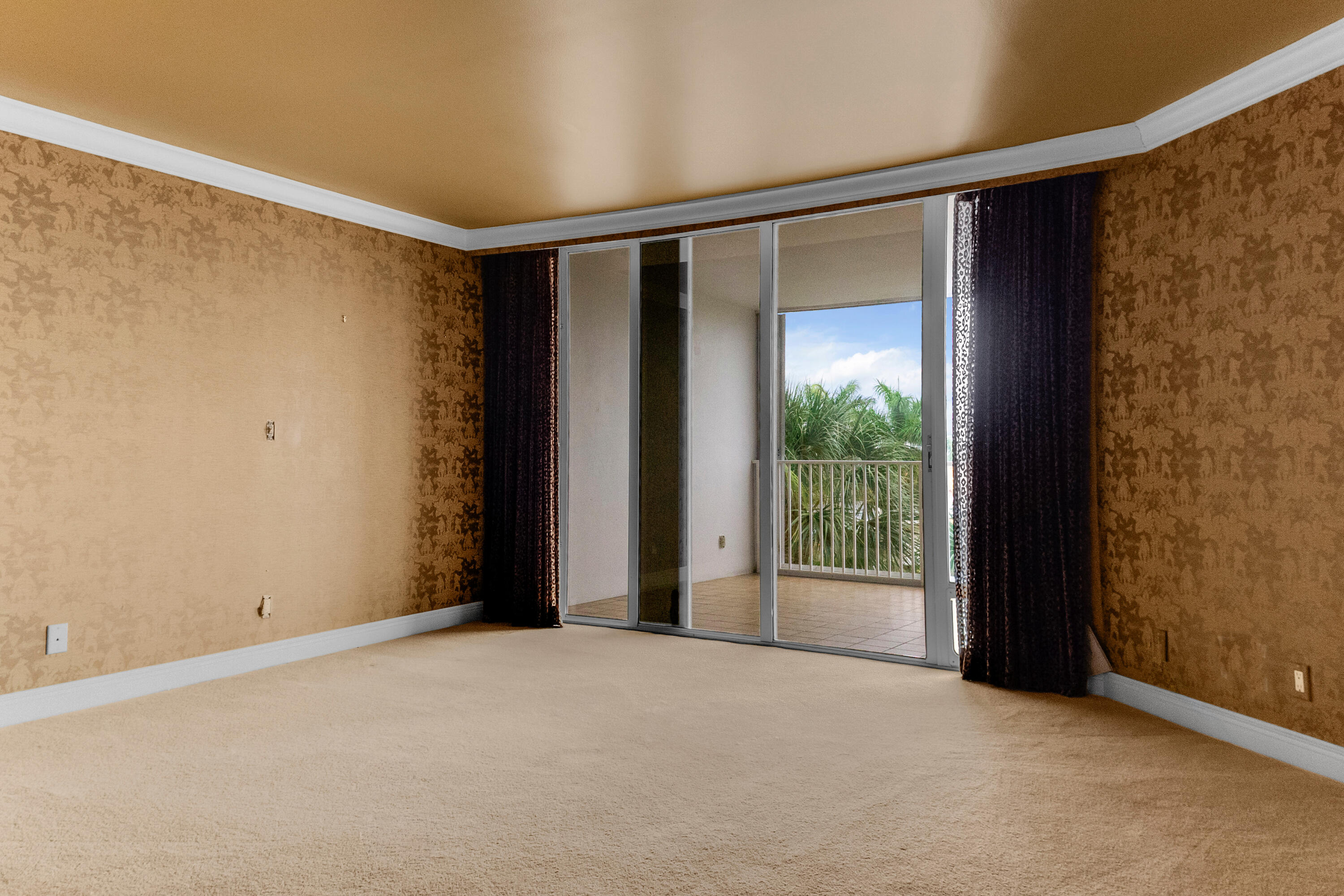 3100 NE 47th Court 305