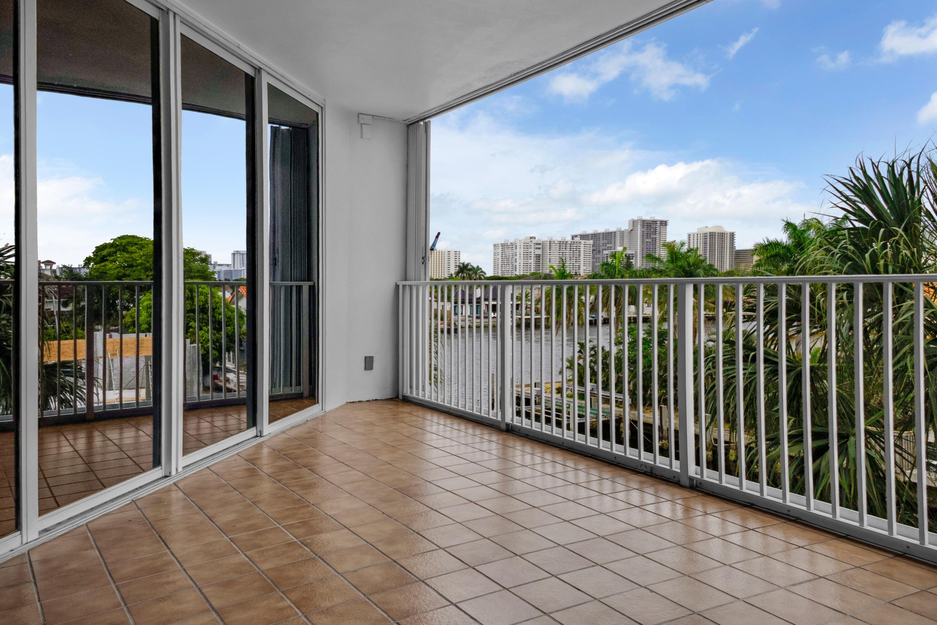 3100 NE 47th Court 305