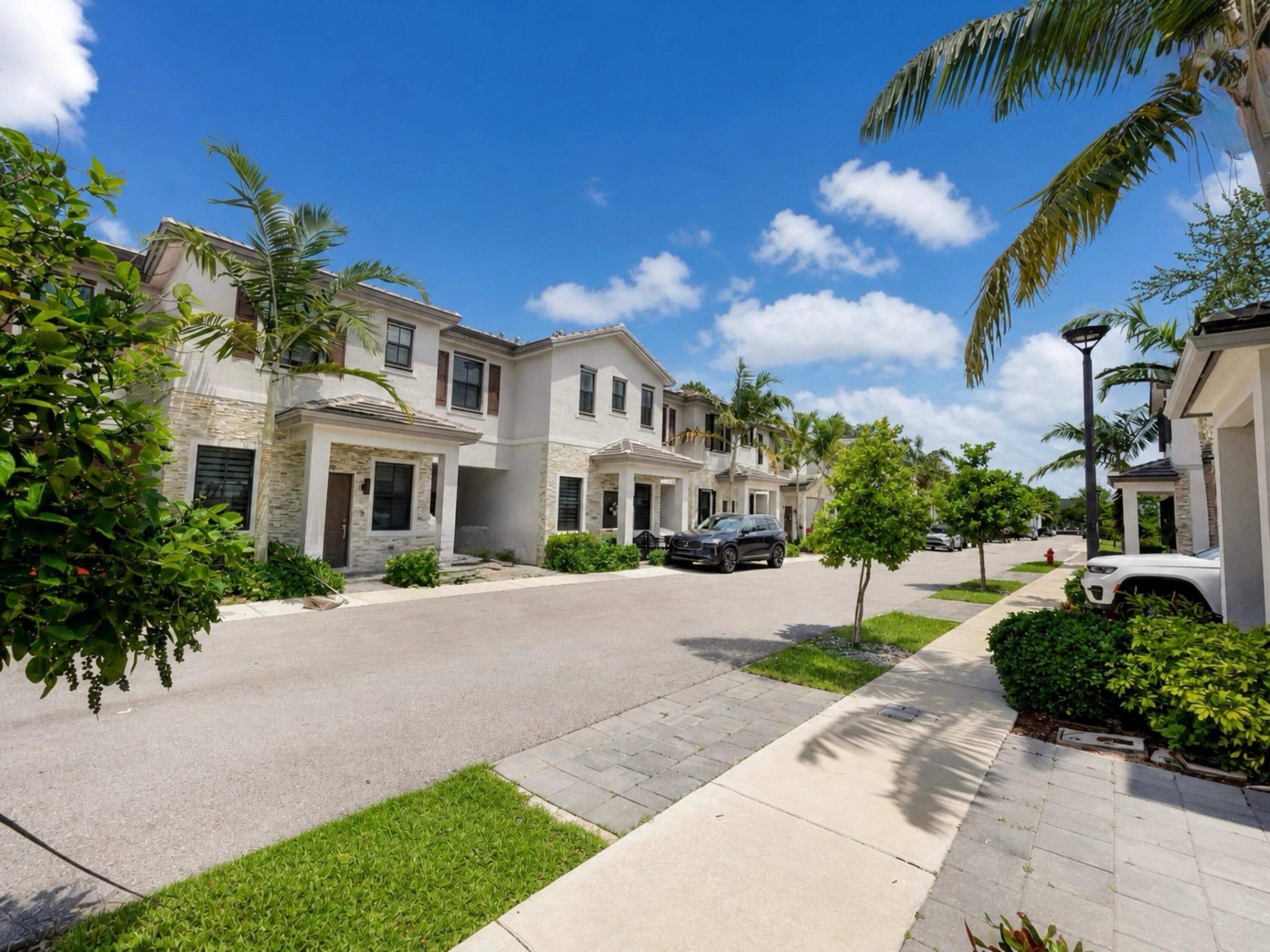 519 SW 19th Terrace