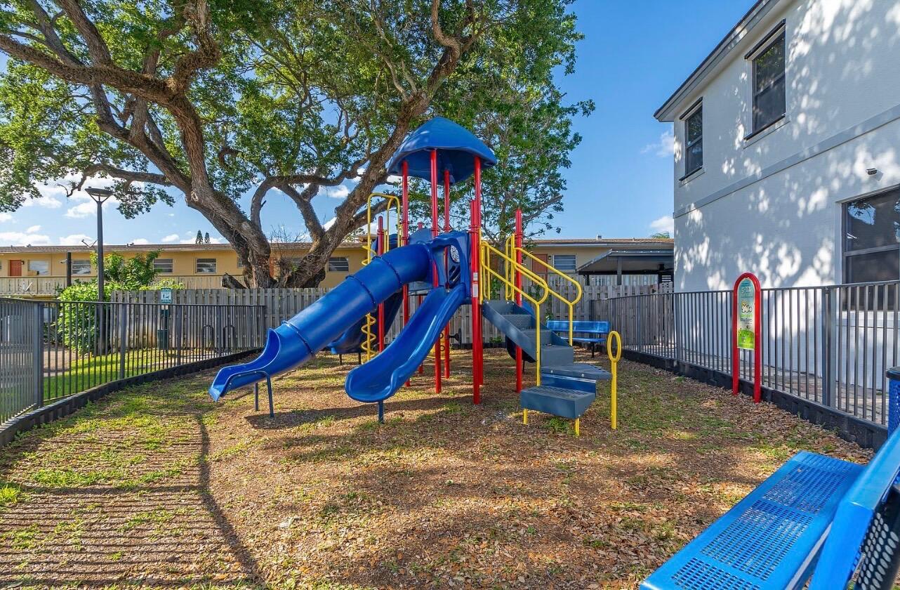 519 SW 19th Terrace