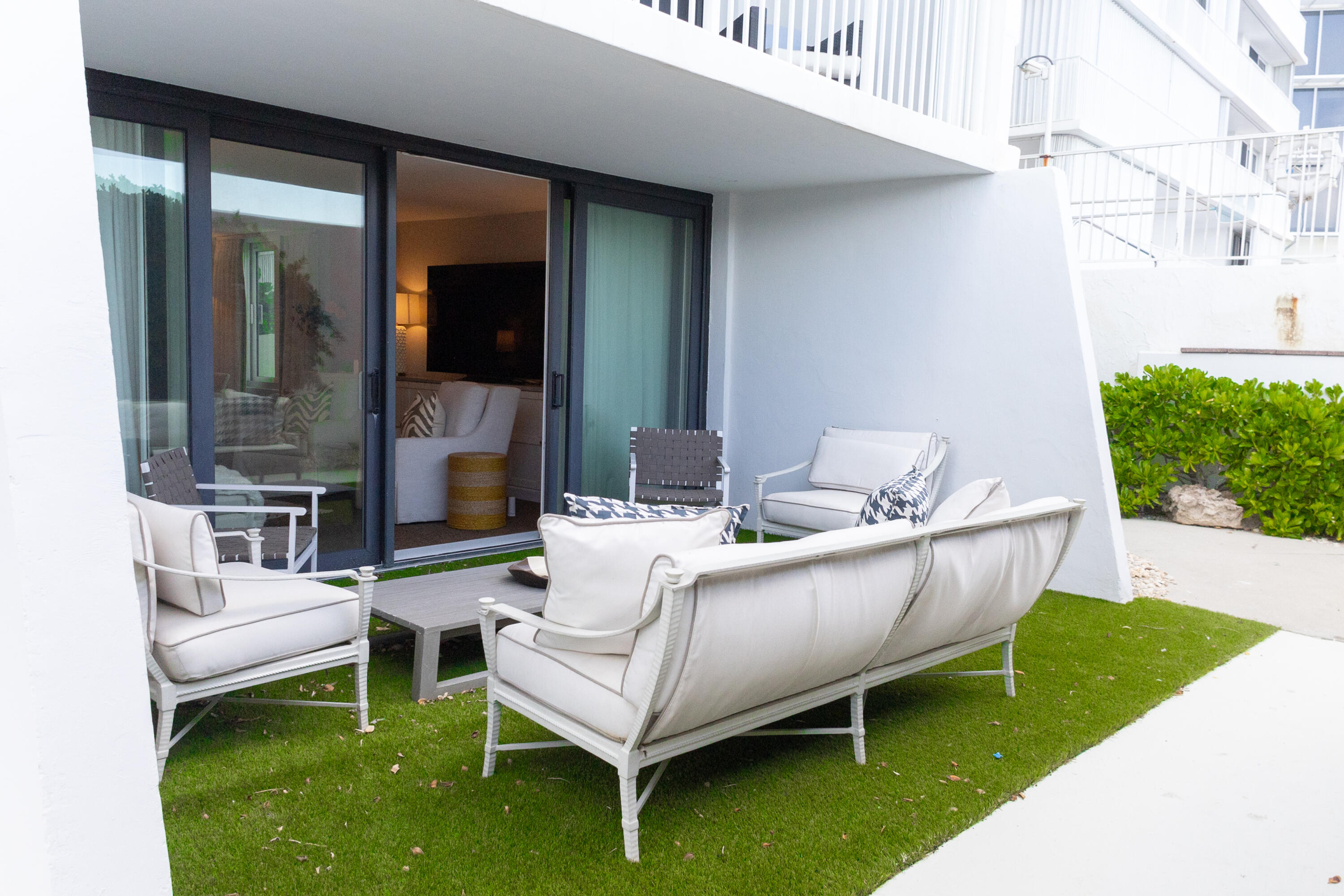 3590 S Ocean Boulevard 101