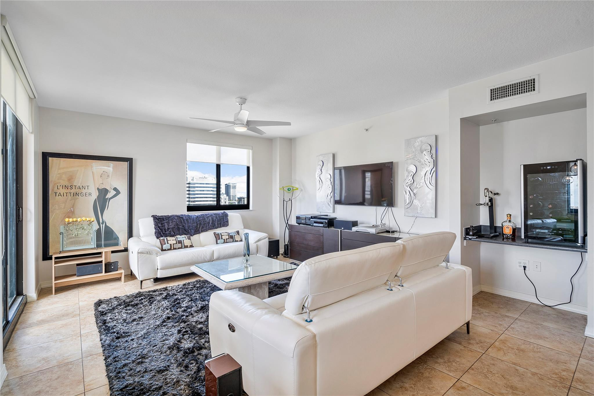 100 N Federal Highway 938