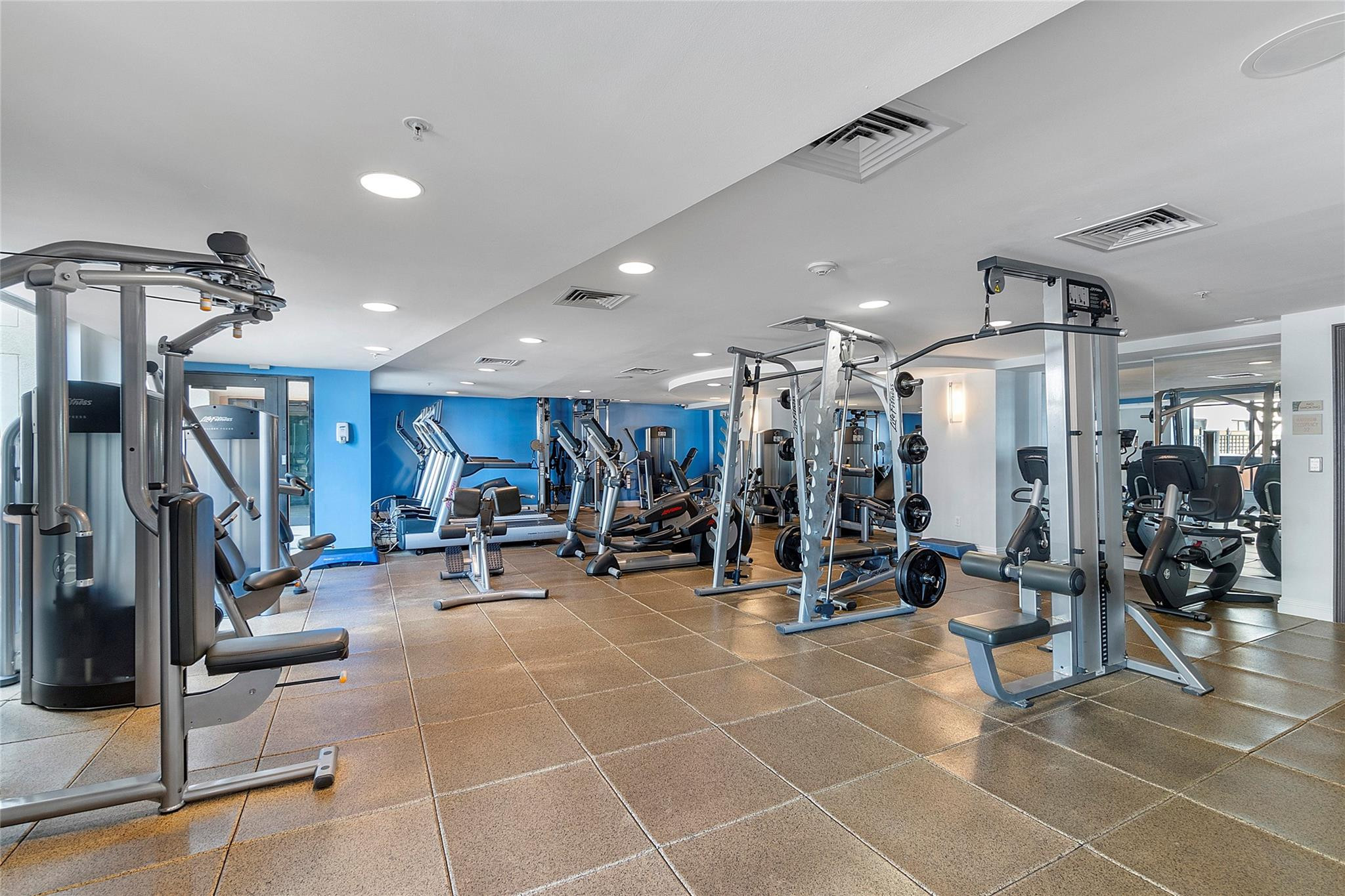 100 N Federal Highway 938