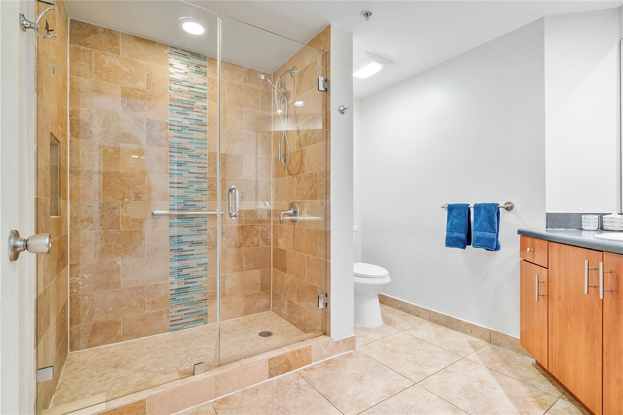 100 N Federal Highway 938