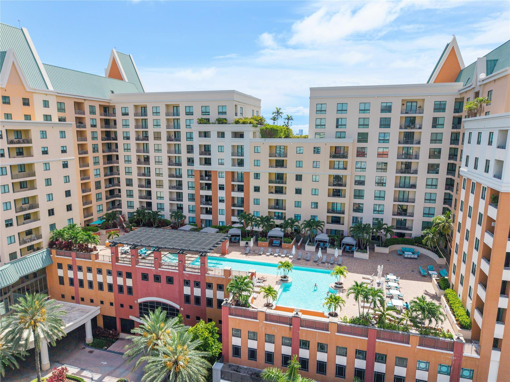 100 N Federal Highway 938