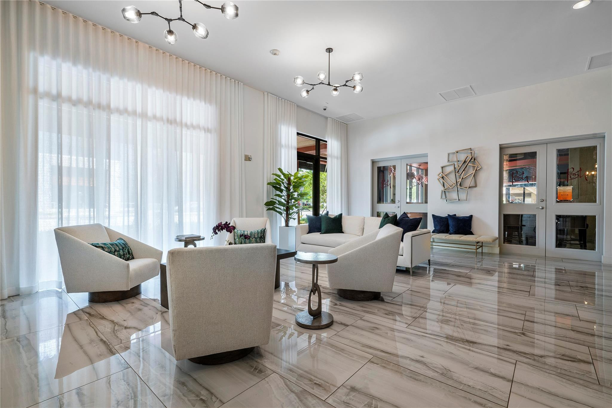 100 N Federal Highway 938