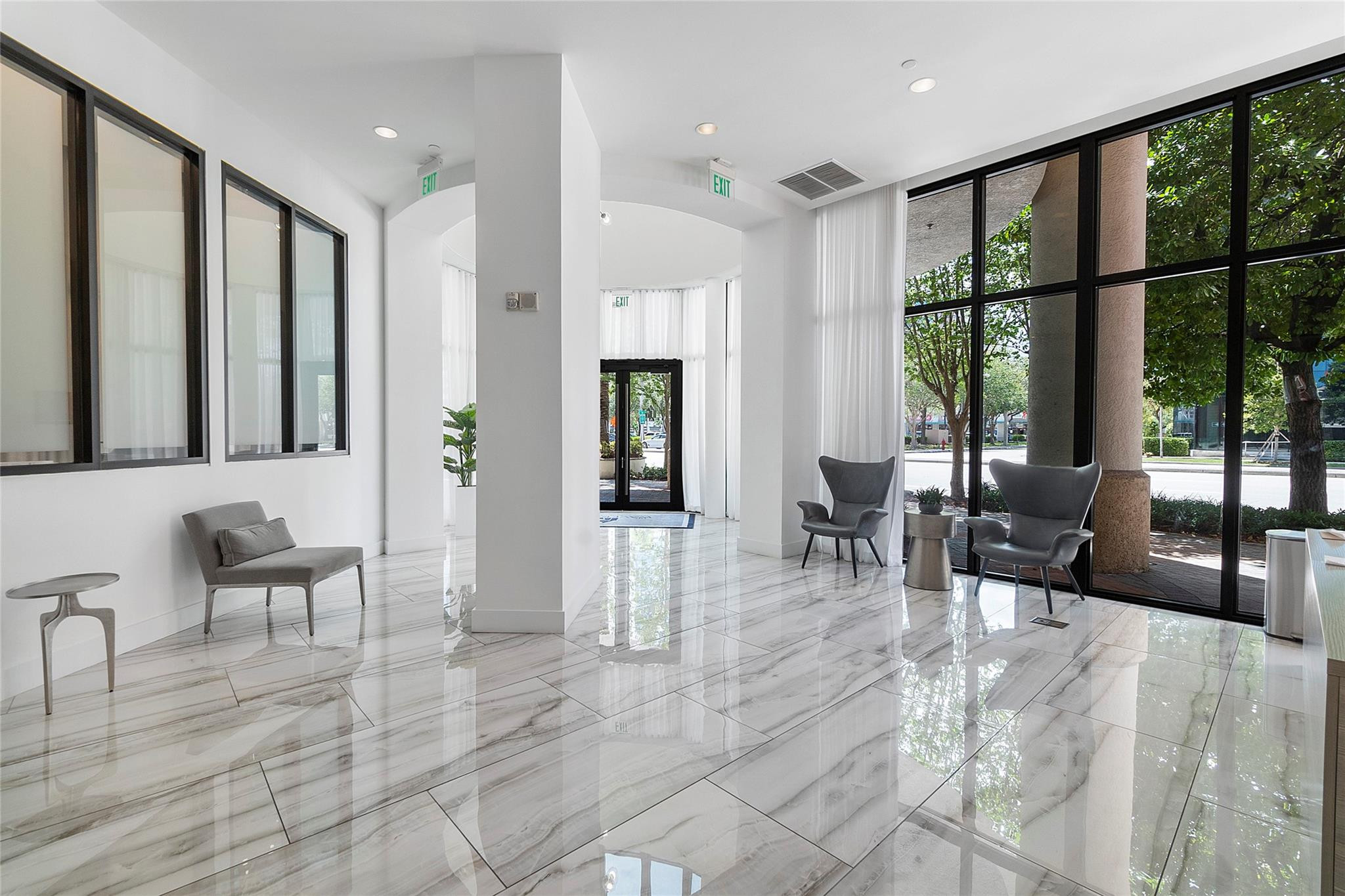 100 N Federal Highway 938