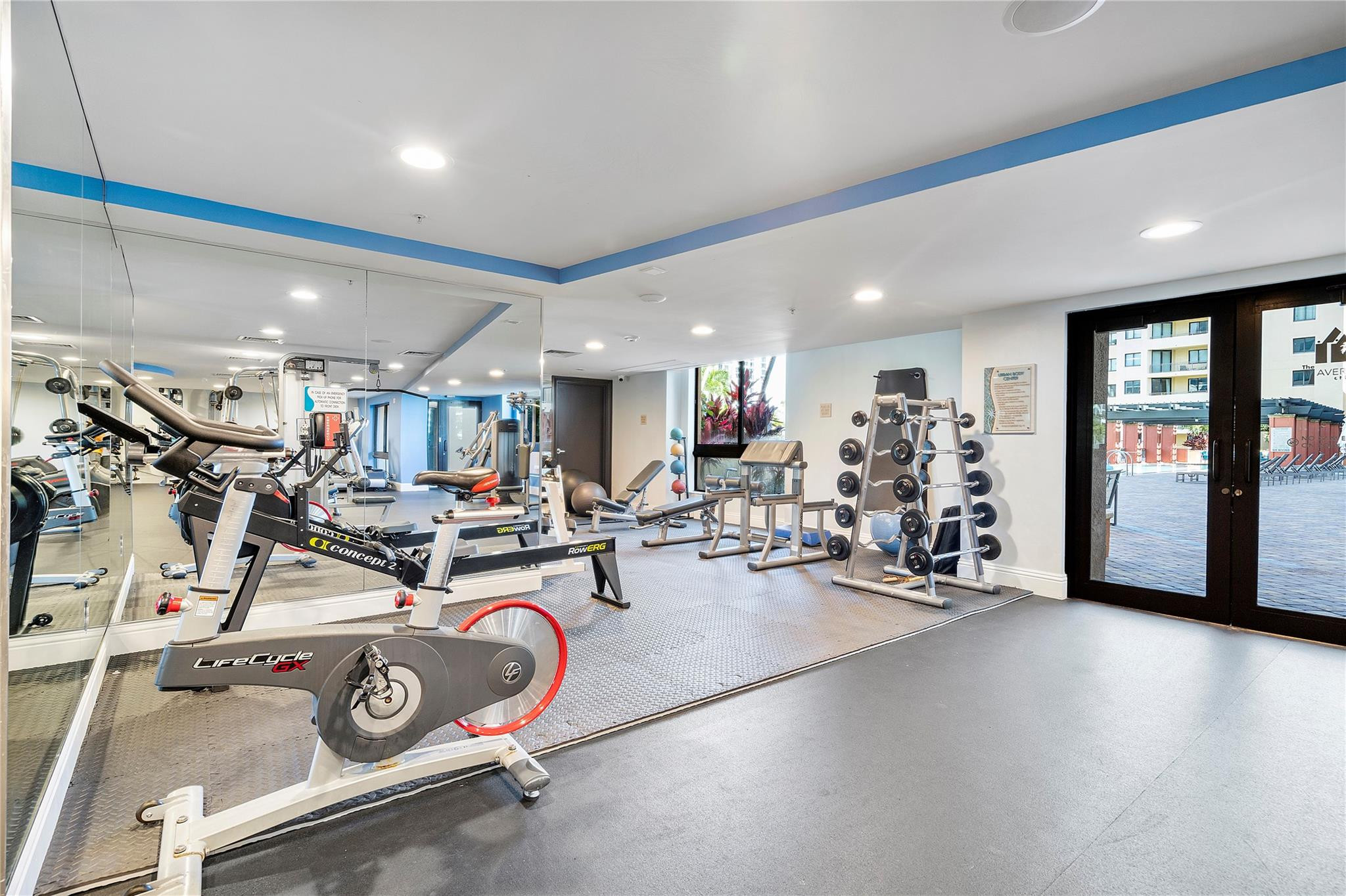 100 N Federal Highway 938