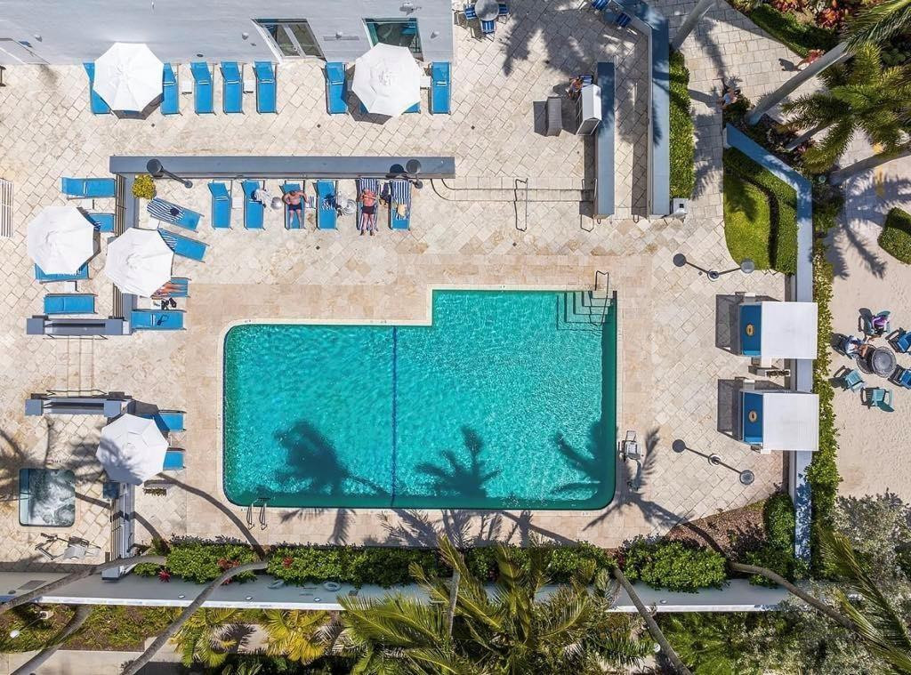 2670 E Sunrise Boulevard 1115