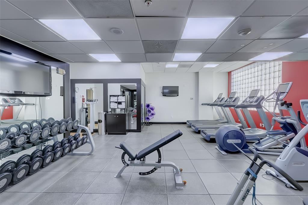 2670 E Sunrise Boulevard 1115