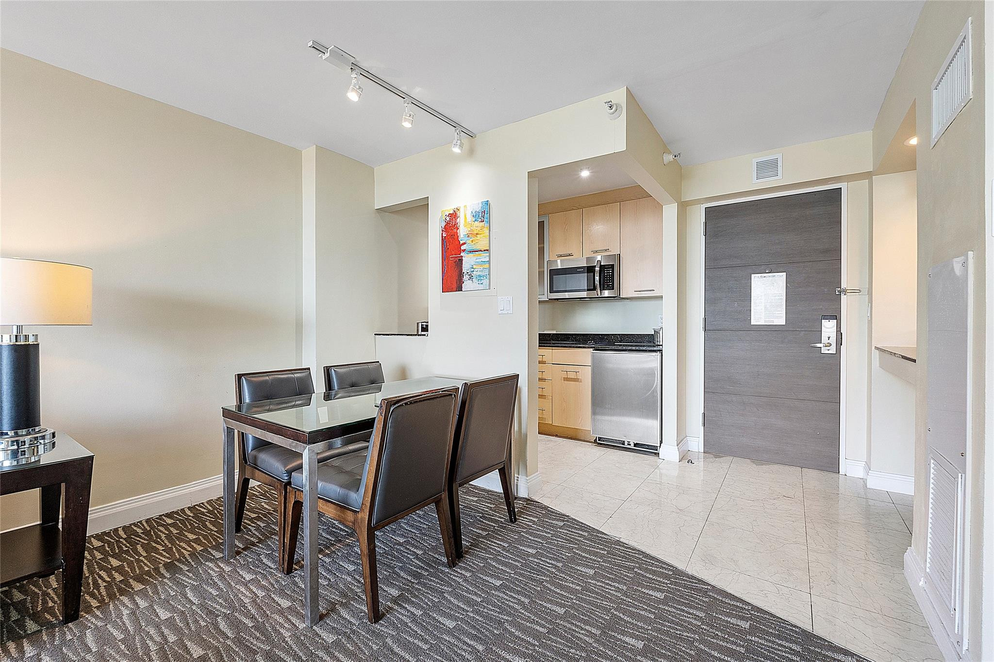 2670 E Sunrise Boulevard 1115