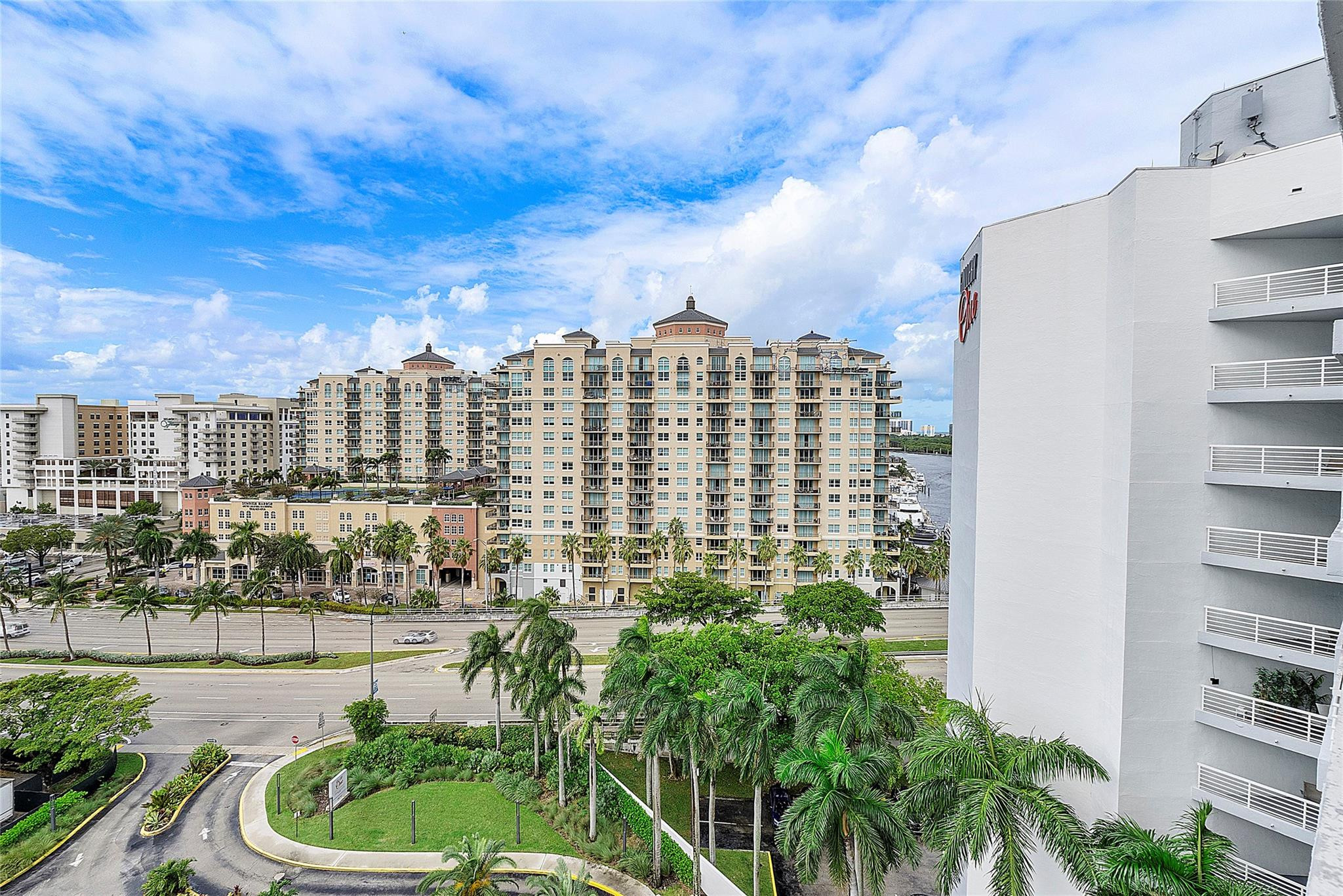 2670 E Sunrise Boulevard 1115